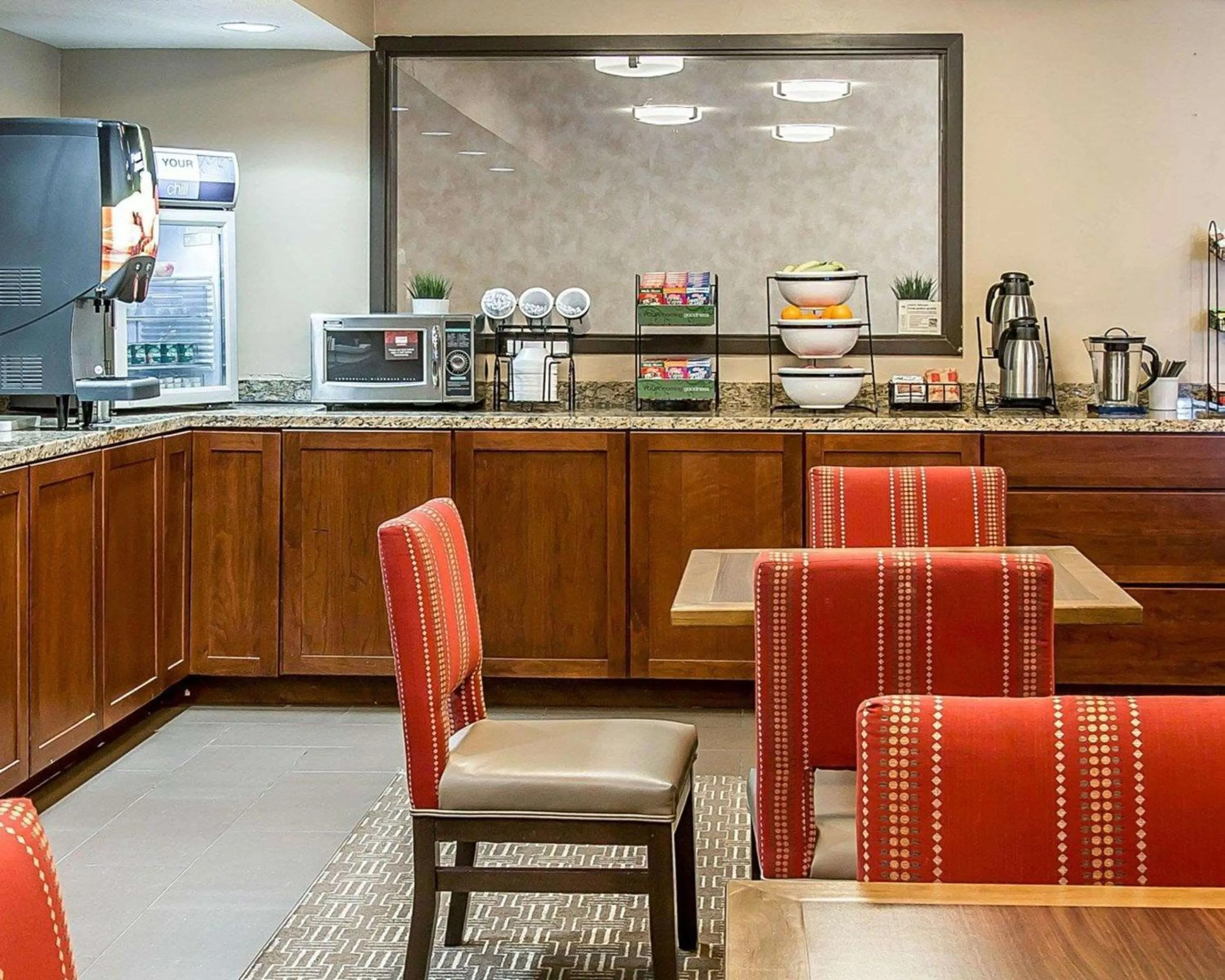 Restaurant/Places to Eat in Comfort Inn Bluffton