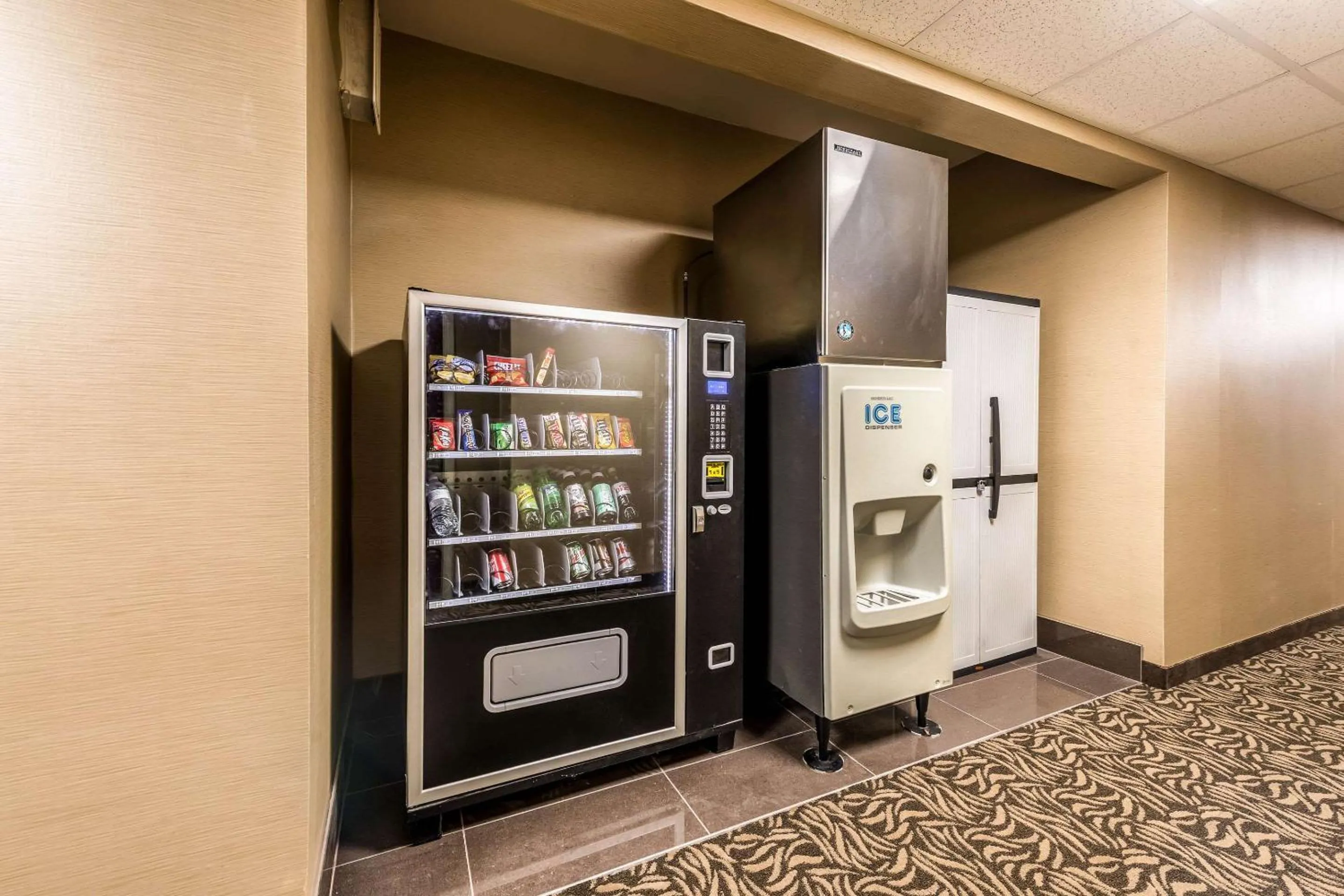 Other in Comfort Inn & Suites Dayton Northwest - Englewood