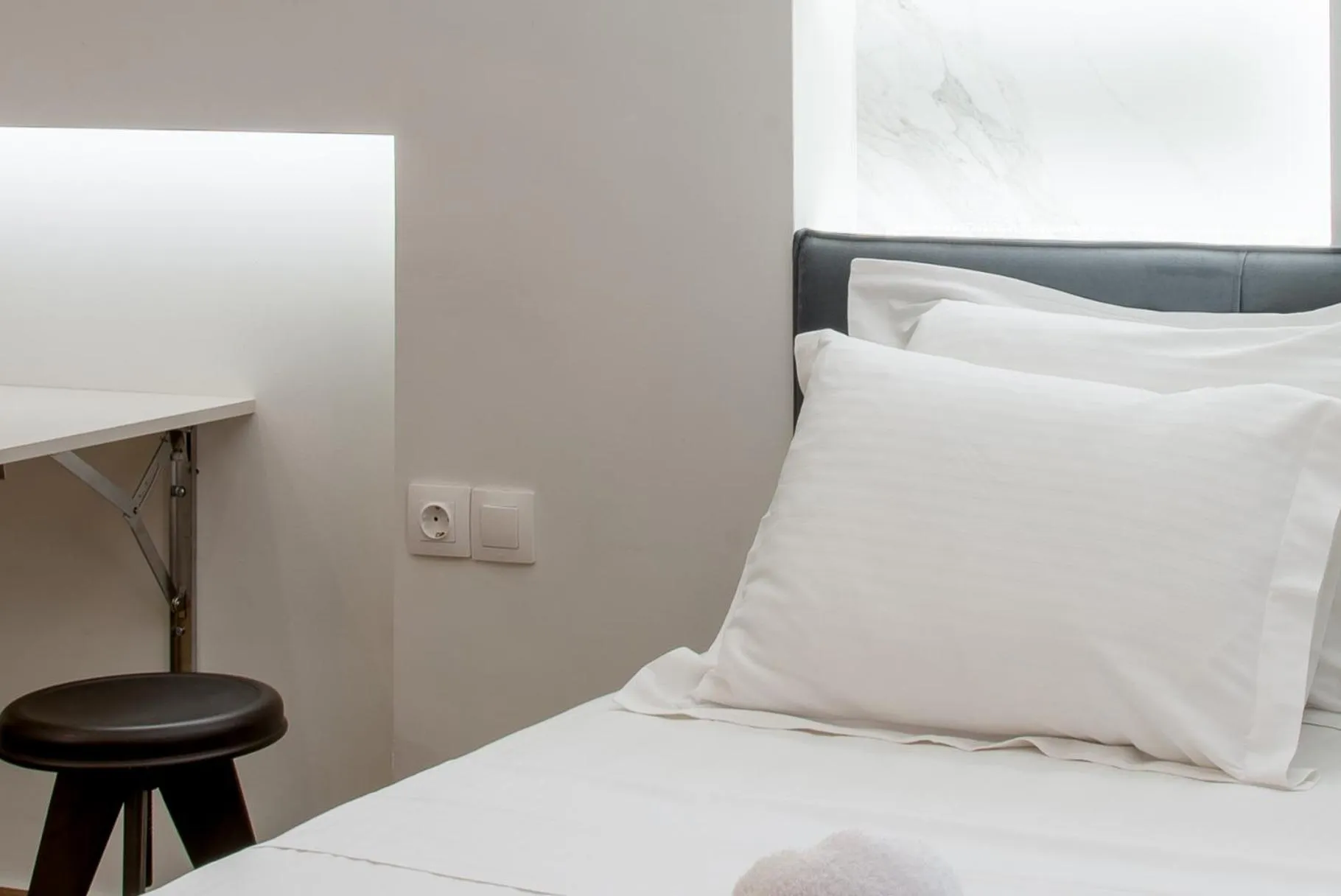 Living room, Bed in My Athens Place