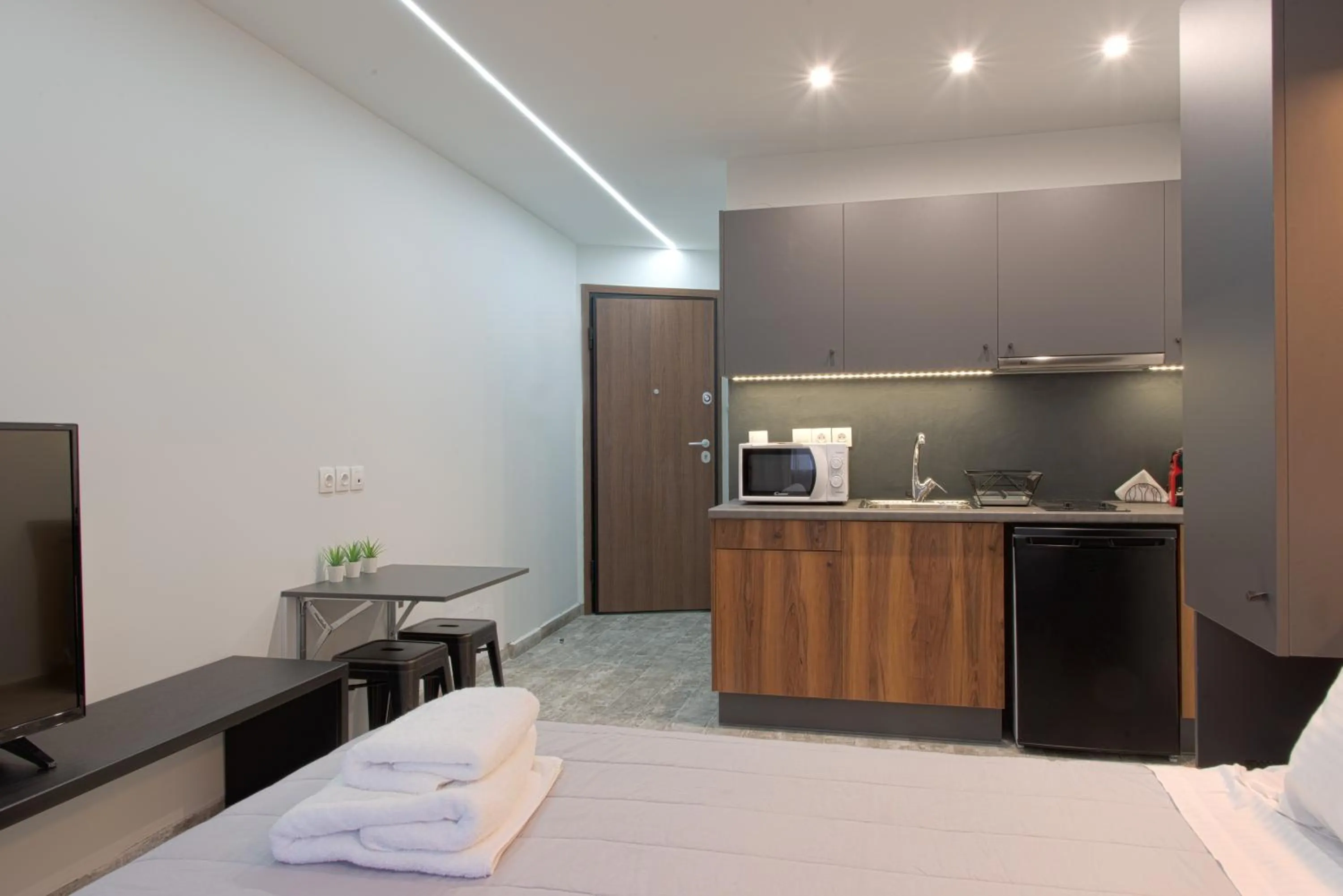 Coffee/tea facilities, Bed in My Athens Place