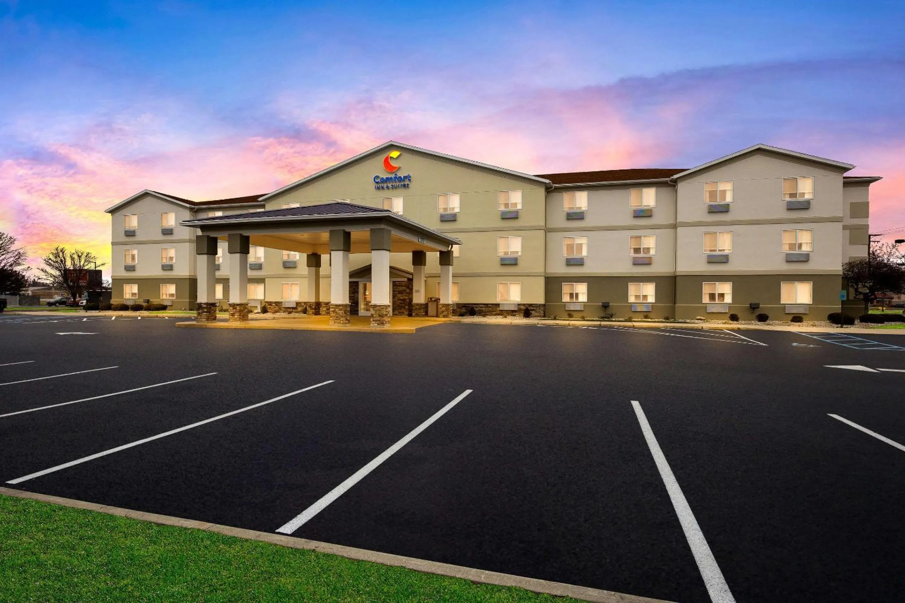 Property building in Comfort Inn & Suites Fremont