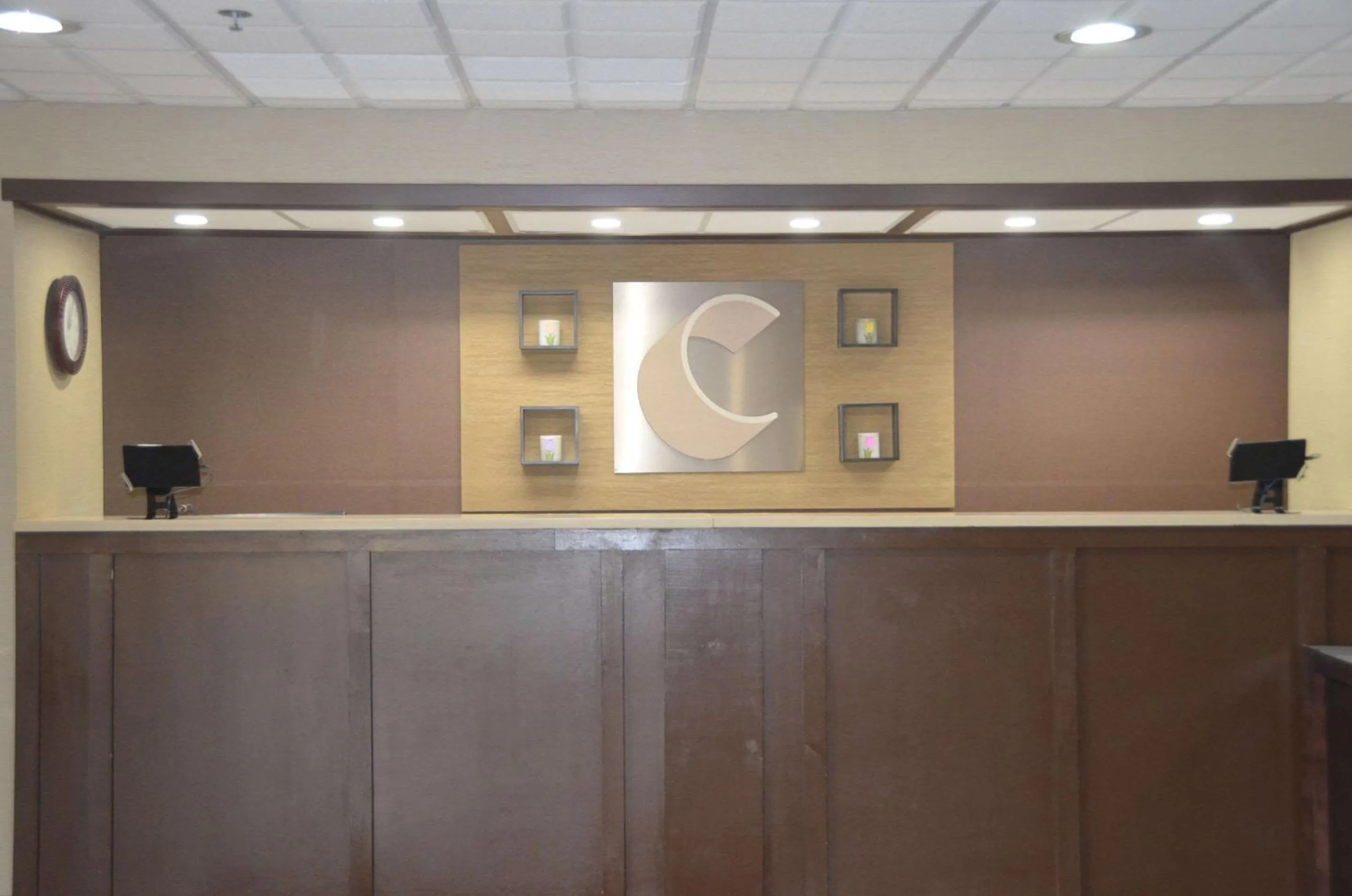 Lobby or reception in Comfort Inn & Suites Maumee - Toledo I80-90