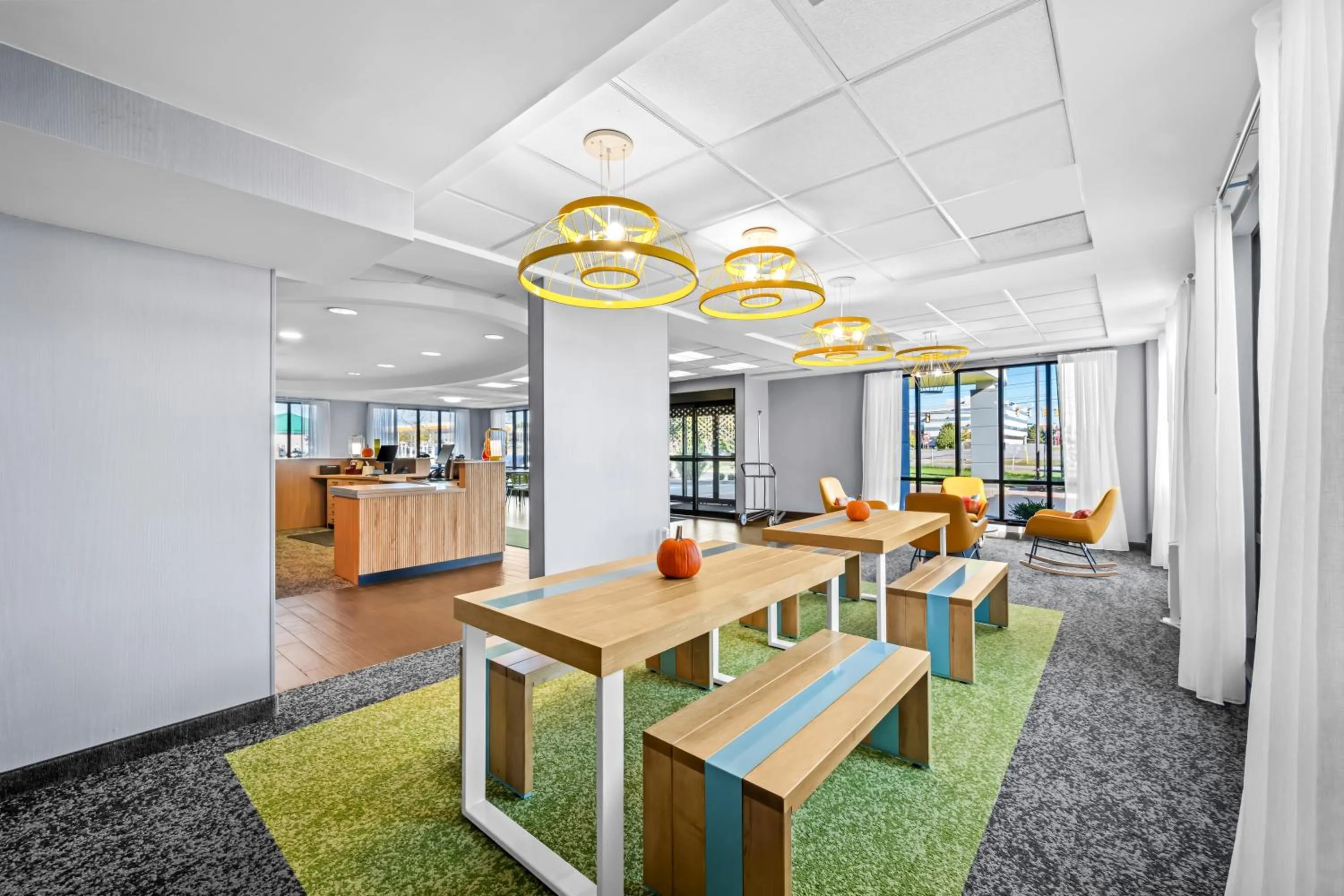 Lobby or reception in Spark By Hilton Cleveland Beachwood