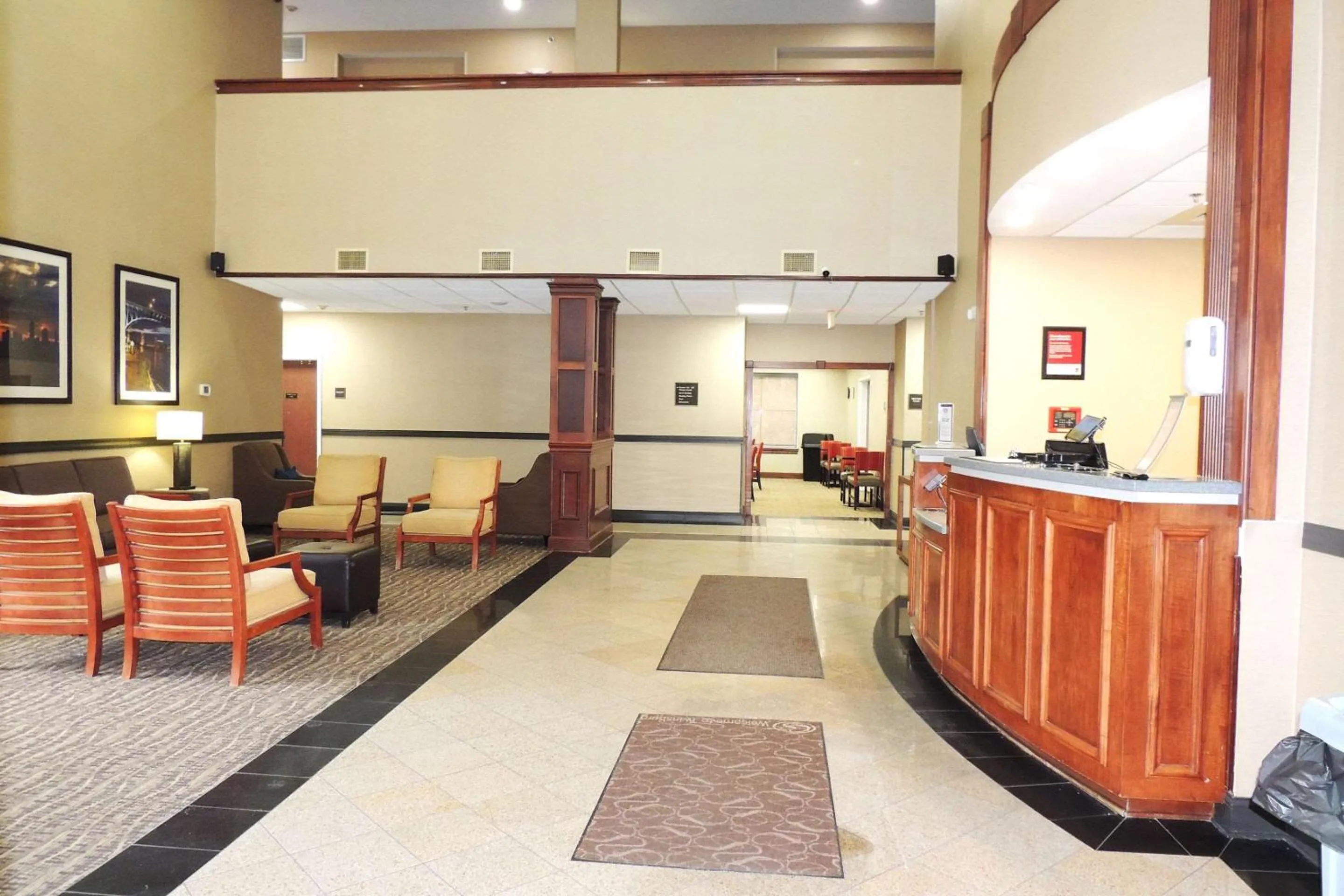 Lobby or reception in Comfort Suites Twinsburg