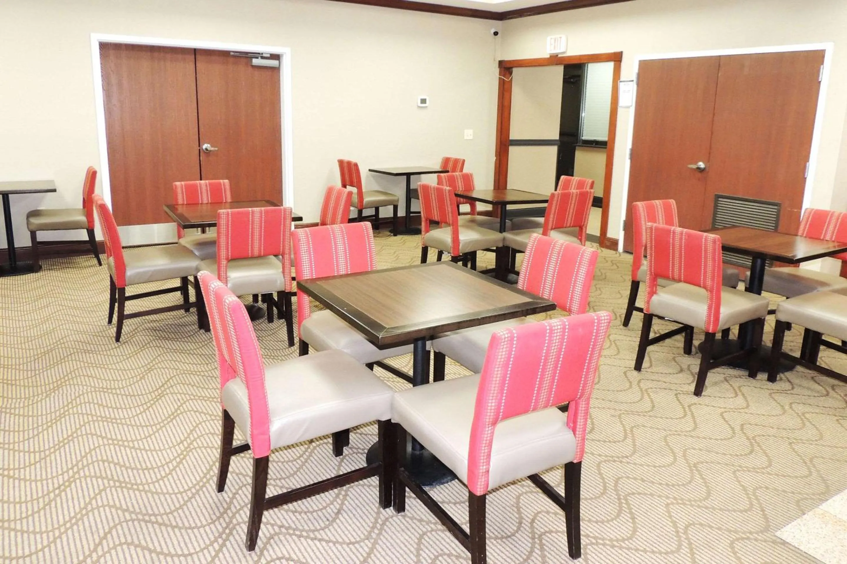 Breakfast in Comfort Suites Twinsburg