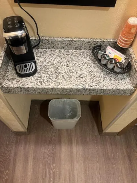 Quality Inn & Suites Bellville - Mansfield