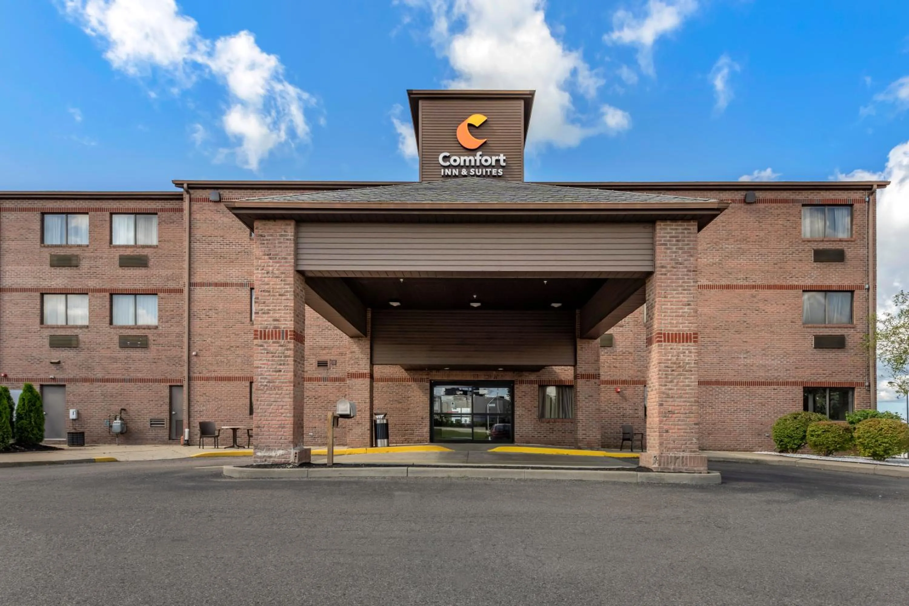 Property building in Comfort Inn & Suites Streetsboro - Kent