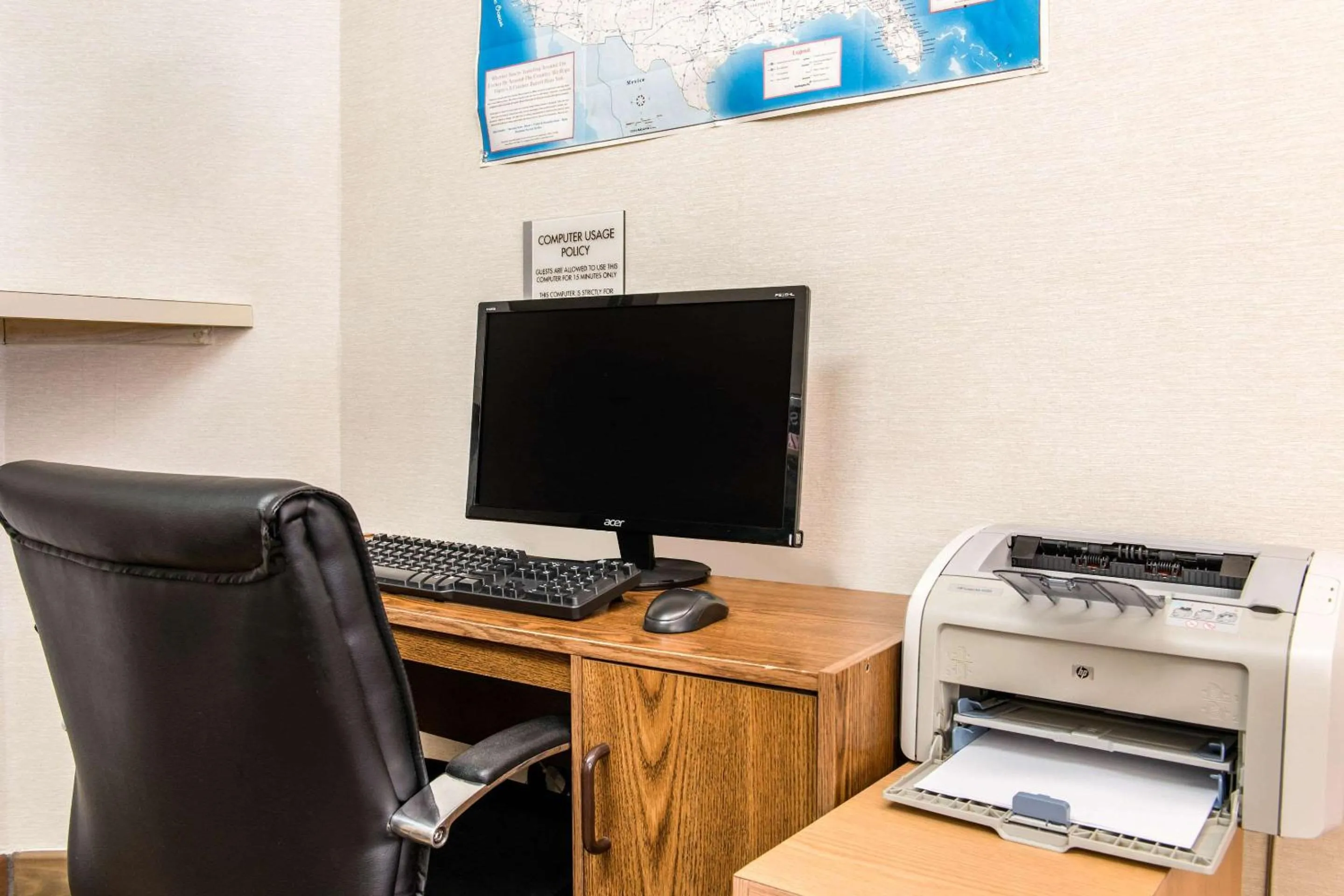 Business facilities in Econo Lodge Holland - Toledo