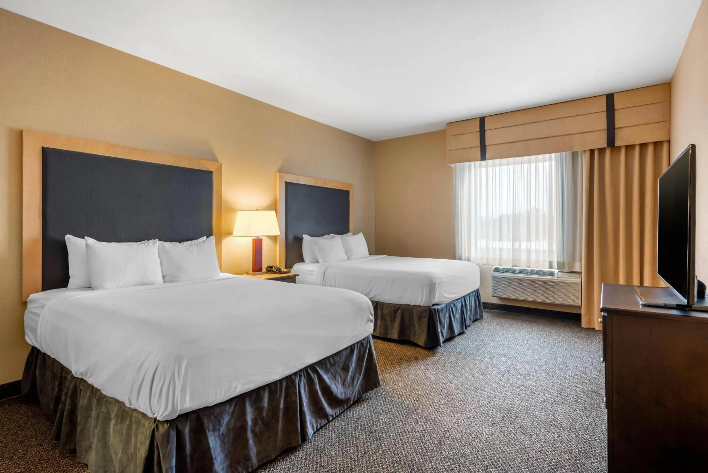 Bedroom, Bed in Cambria Hotel Akron - Canton Airport