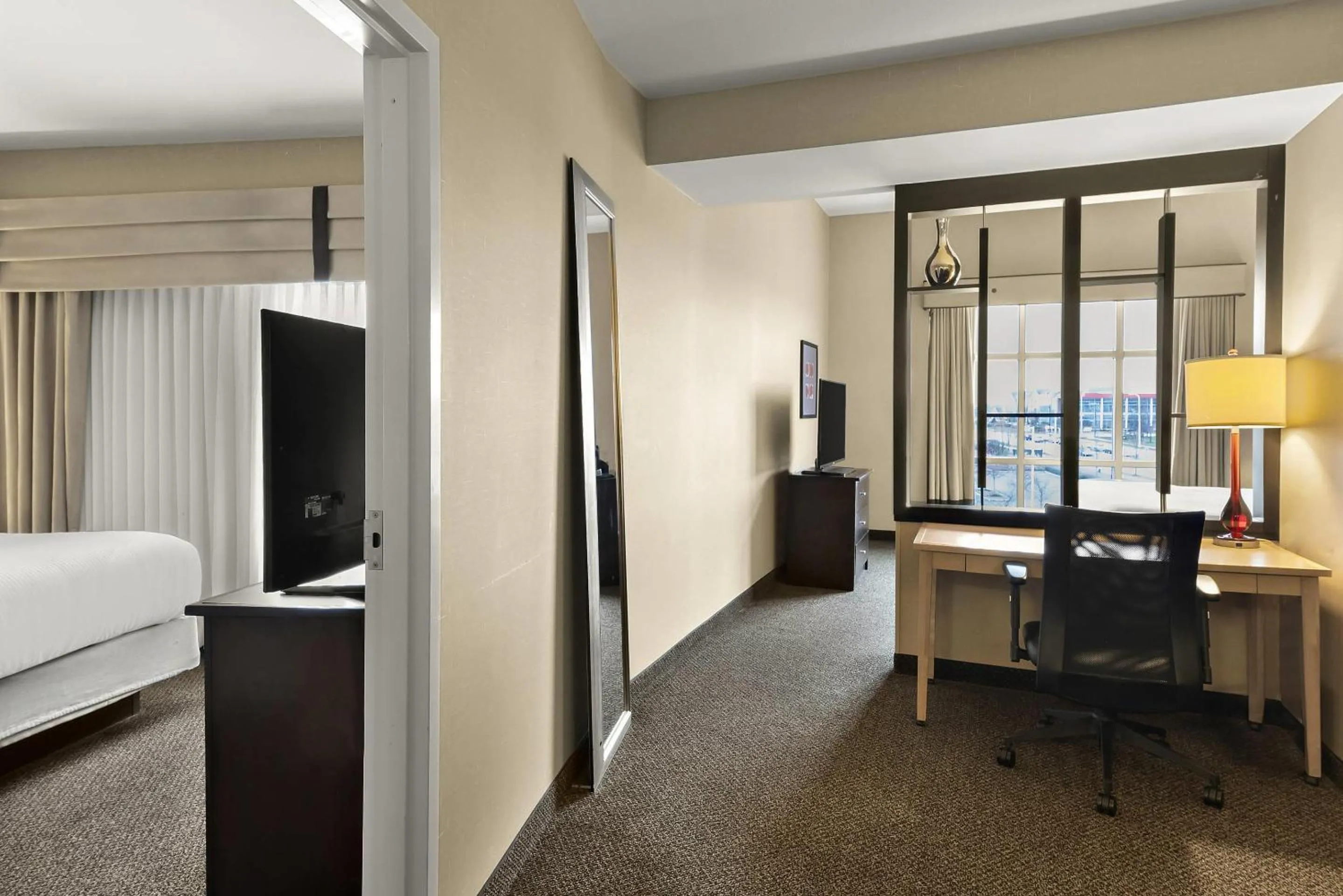 Bedroom in Cambria Hotel Columbus - Polaris