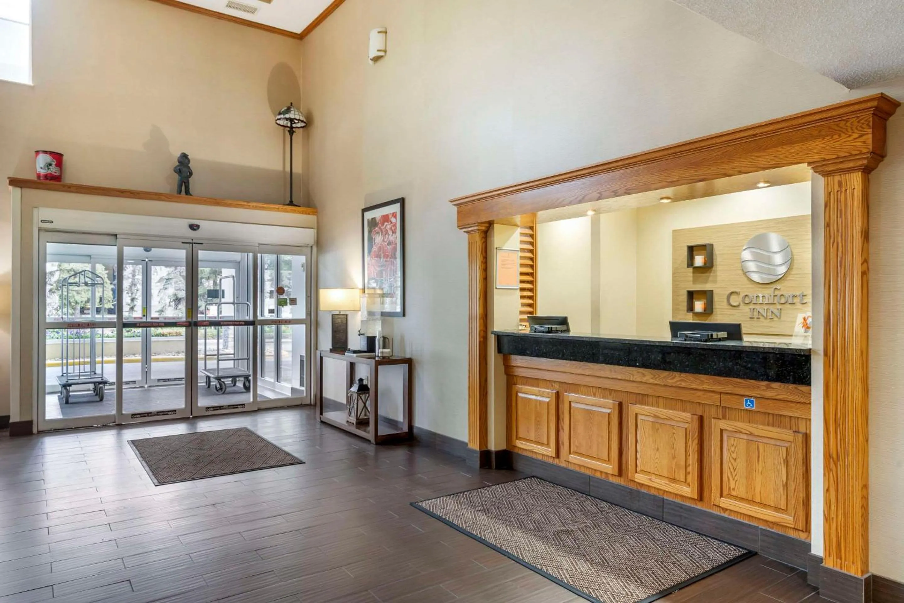 Lobby or reception in Comfort Inn North-Polaris