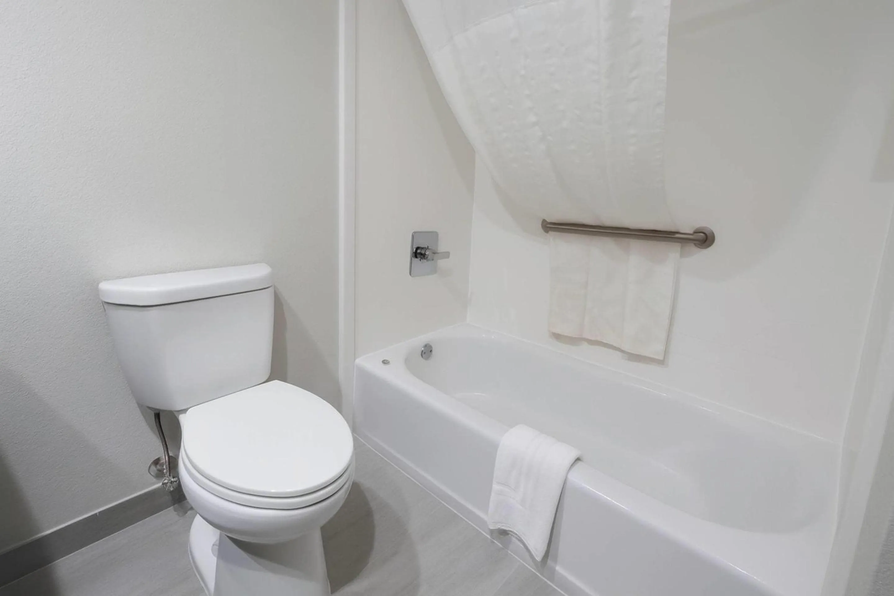 Bedroom in Quality Inn & Suites Circleville