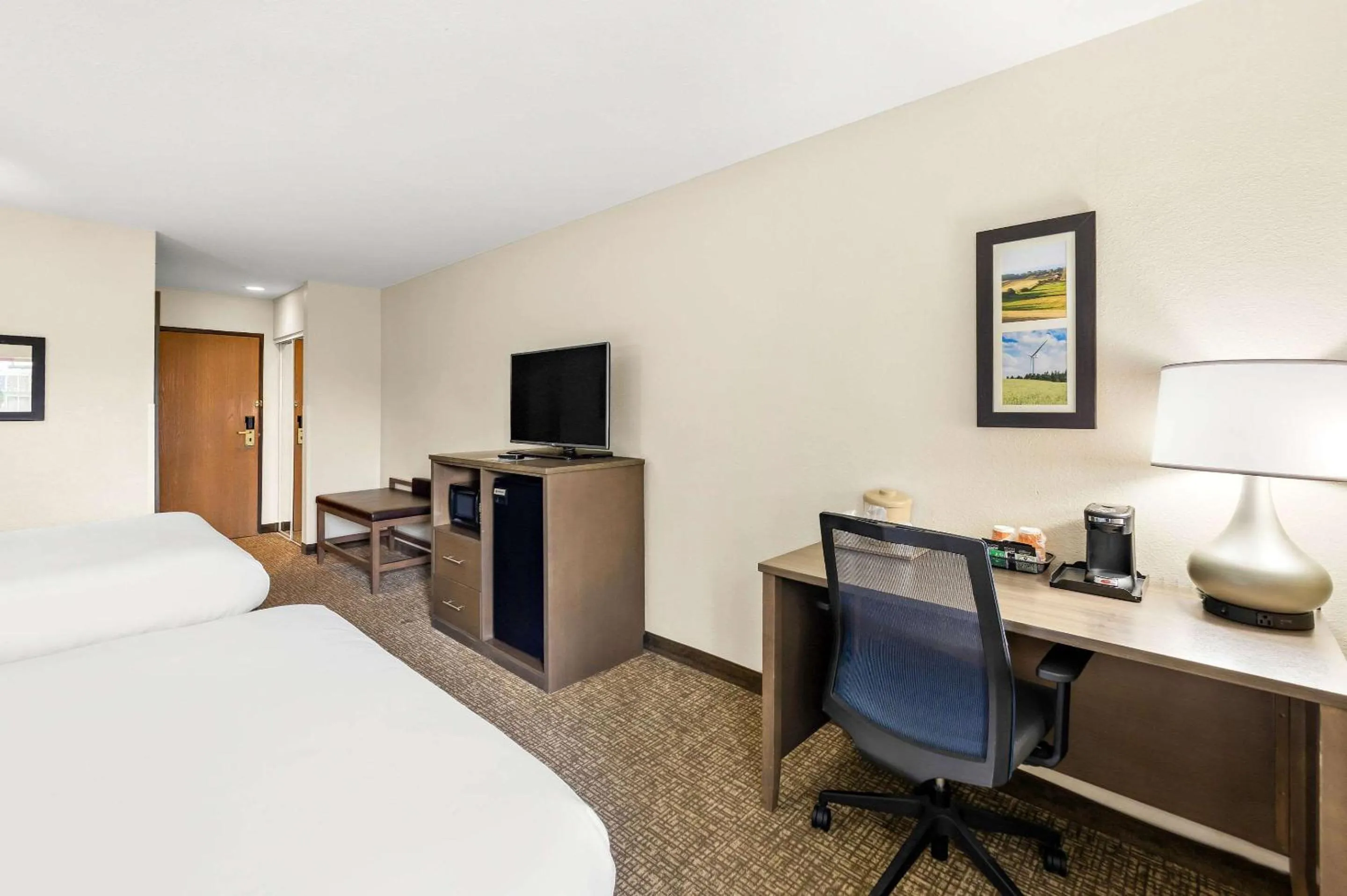 Bedroom, Bed in Comfort Inn Van Wert