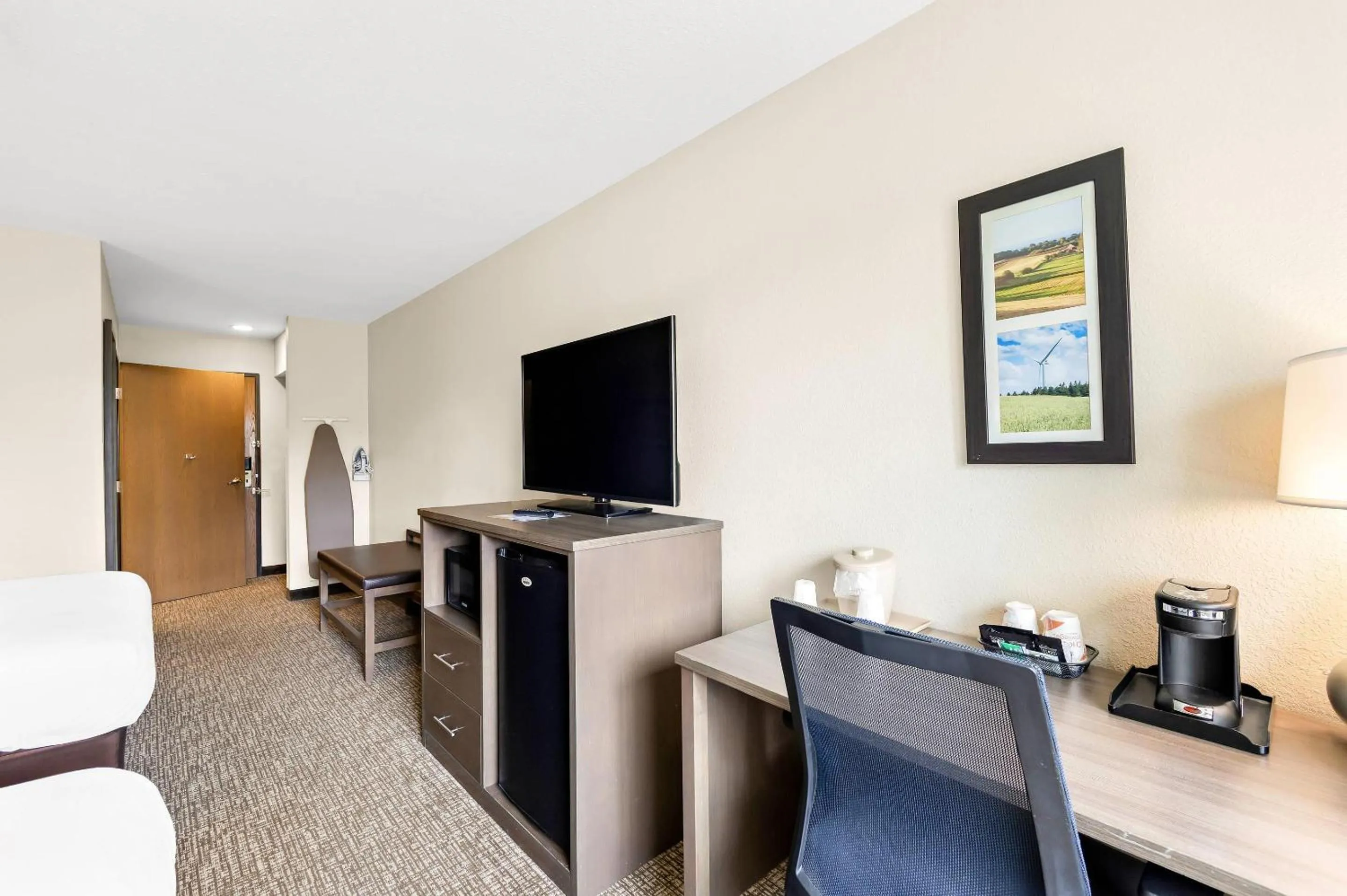 Bedroom in Comfort Inn Van Wert