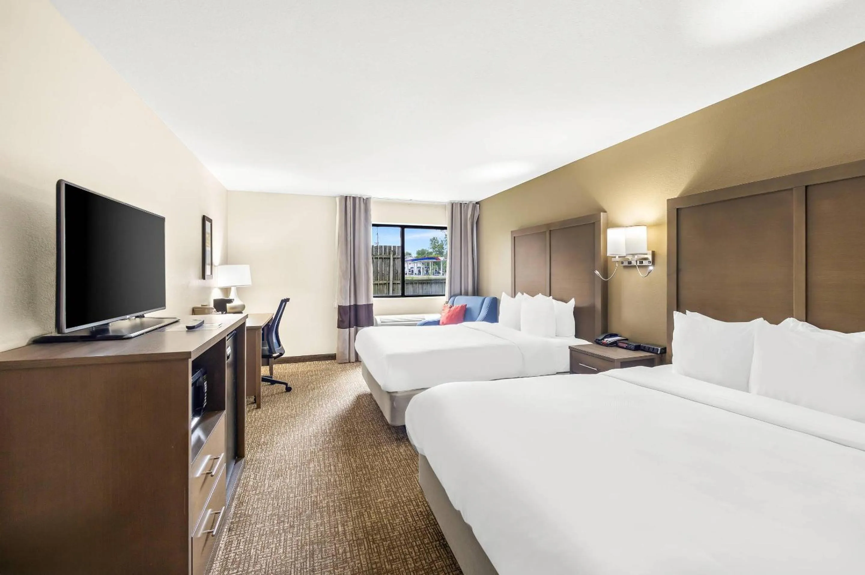 Bedroom, Bed in Comfort Inn Van Wert