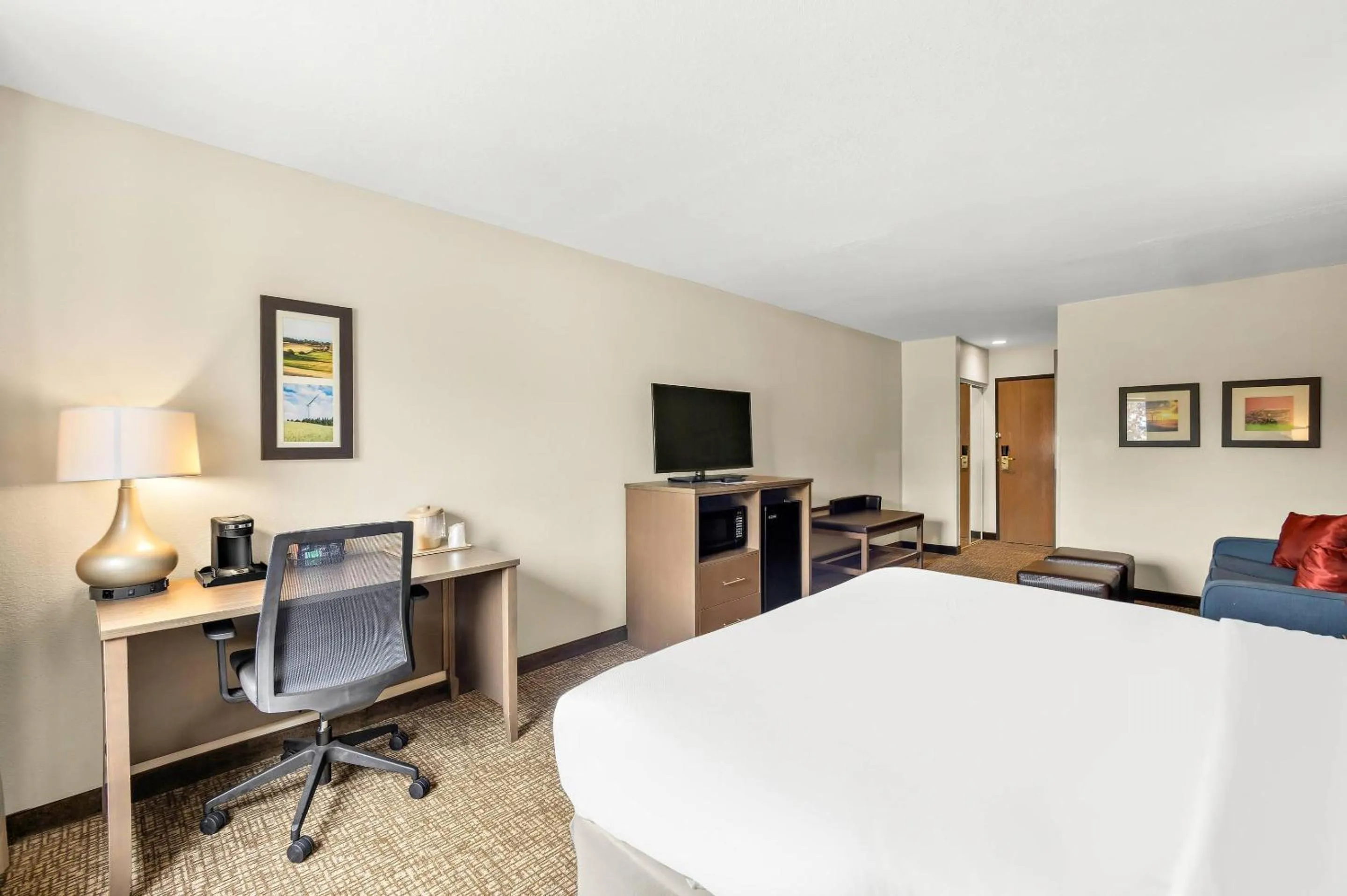 Bedroom, Bed in Comfort Inn Van Wert
