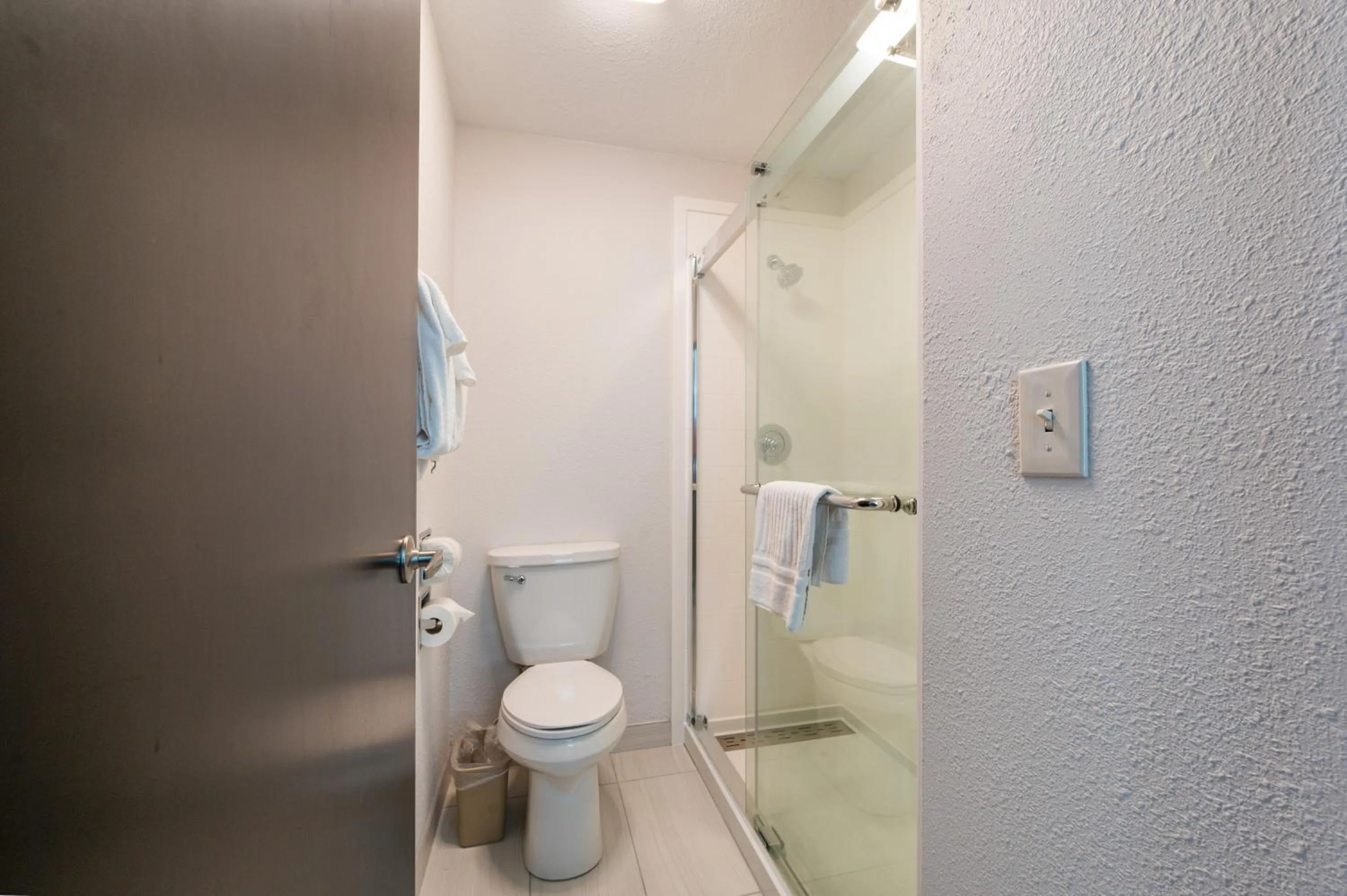 Bathroom in Comfort Inn Mayfield Heights Cleveland East