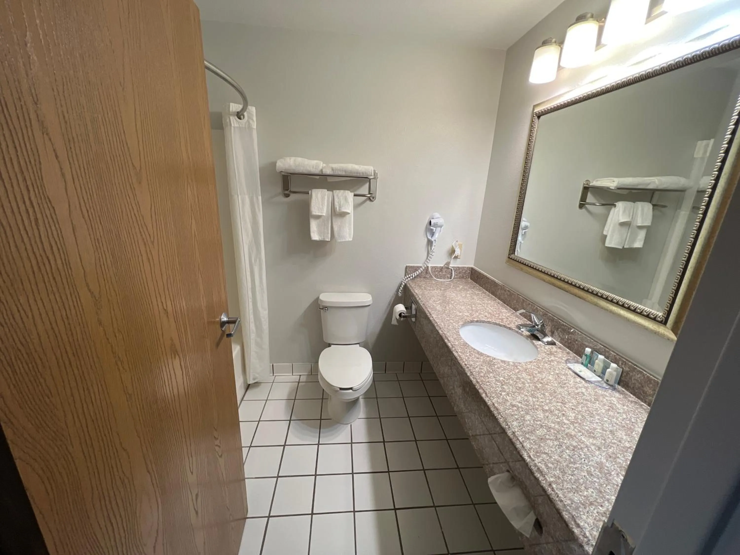 Bathroom in Quality Inn & Suites Portsmouth