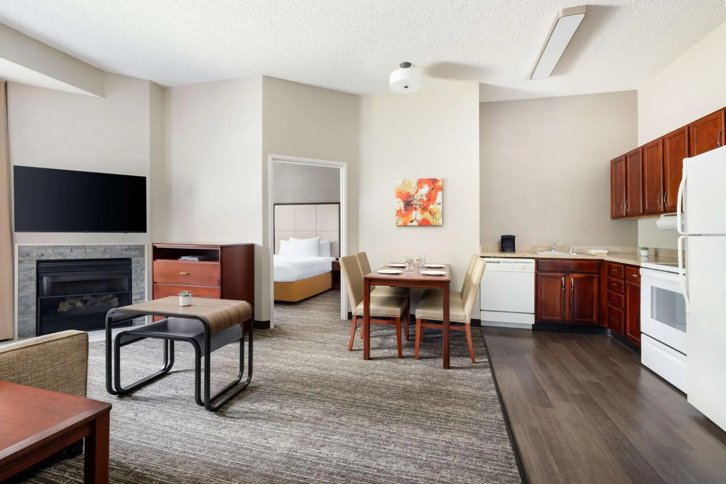 Two-Bedroom Queen Suite - Non-Smoking in Homewood Suites by Hilton Dallas-DFW Airport N-Grapevine Two-Bedroom Queen Suite - Non-Smoking in Homewood Suites by Hilton Dallas-DFW Airport N-Grapevine