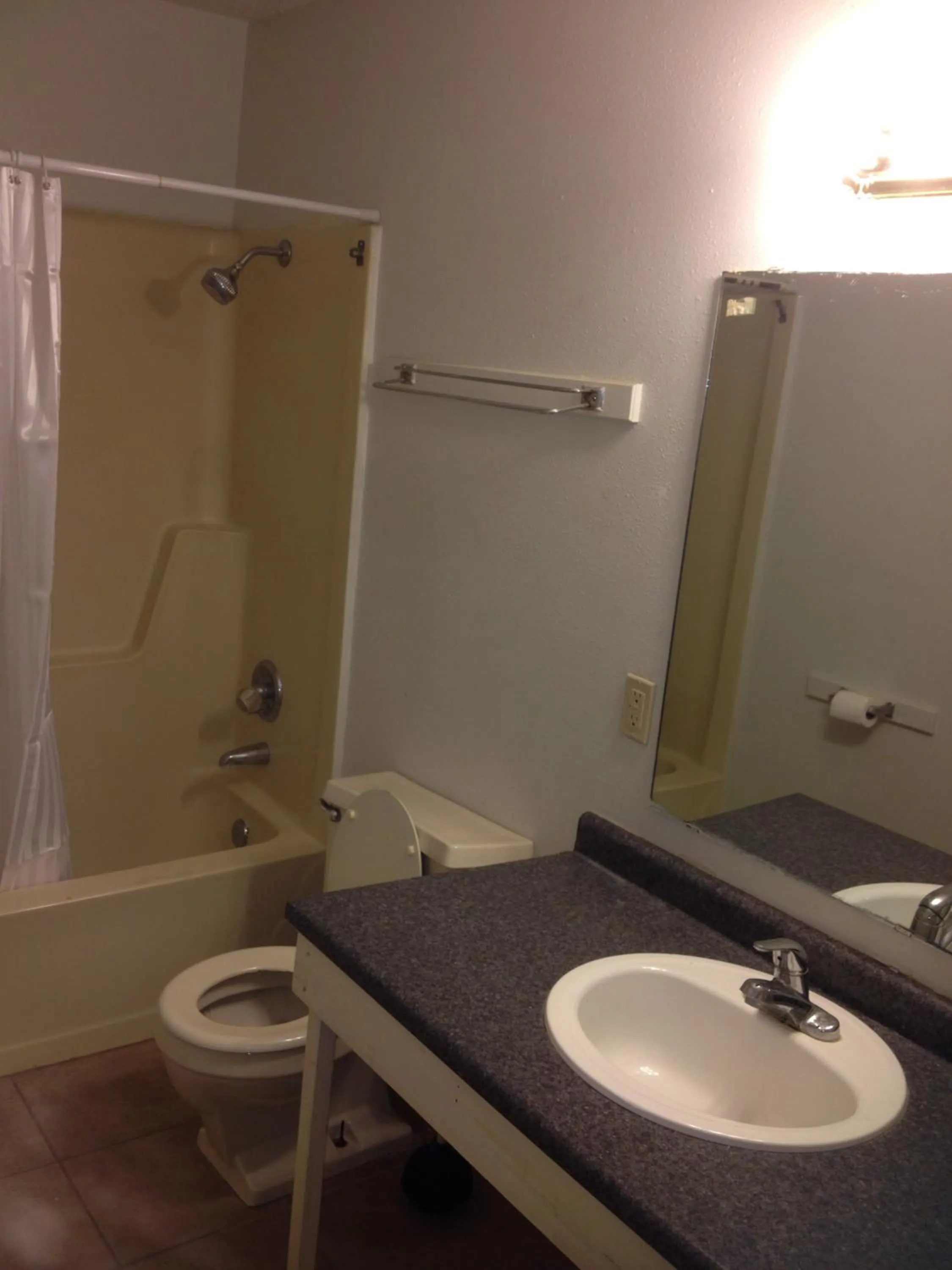 Bathroom in American Dream Inn
