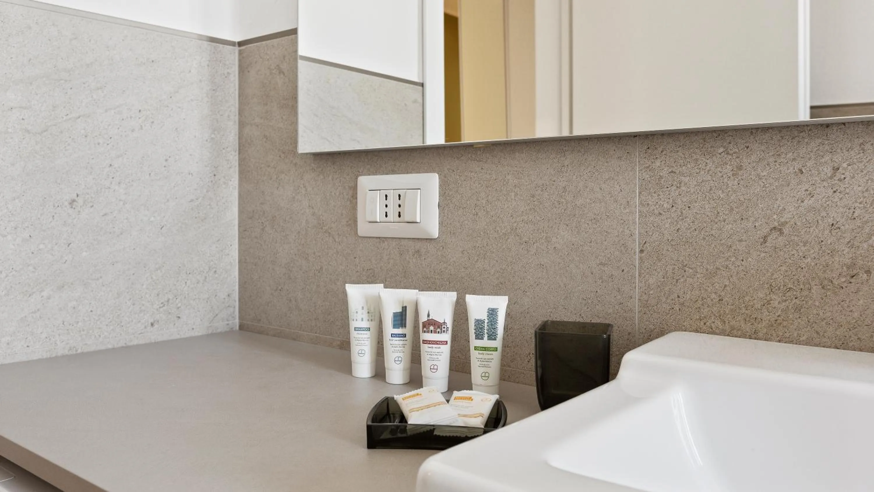 Italianway Easy - Largo Allegri 4