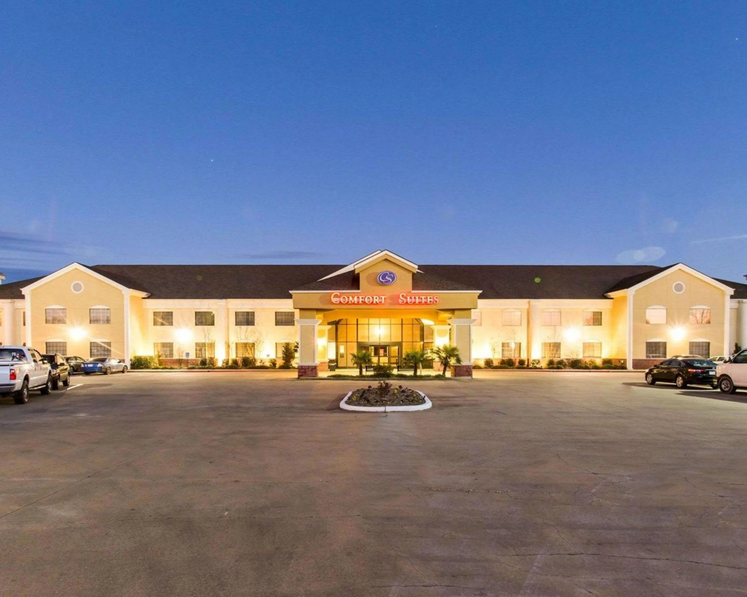 Property building in Comfort Suites Idabel