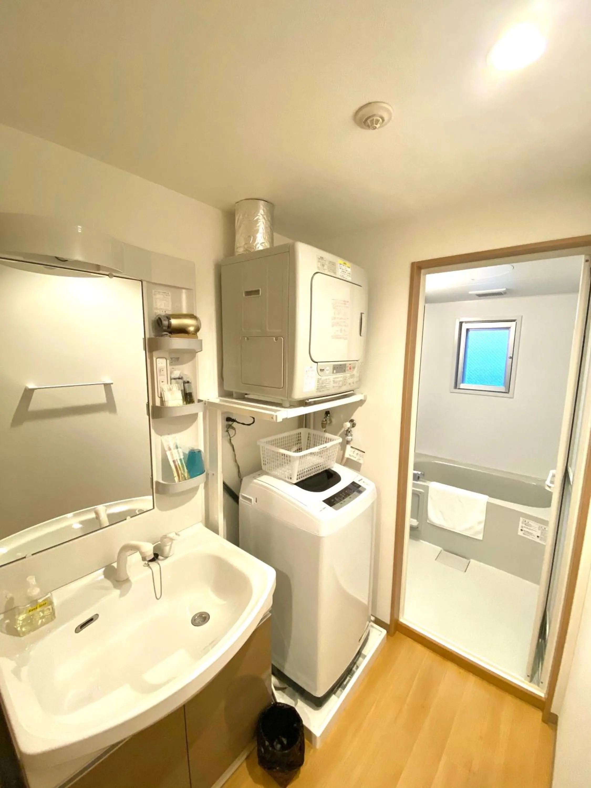 Bathroom in M´s Stay Okinawa