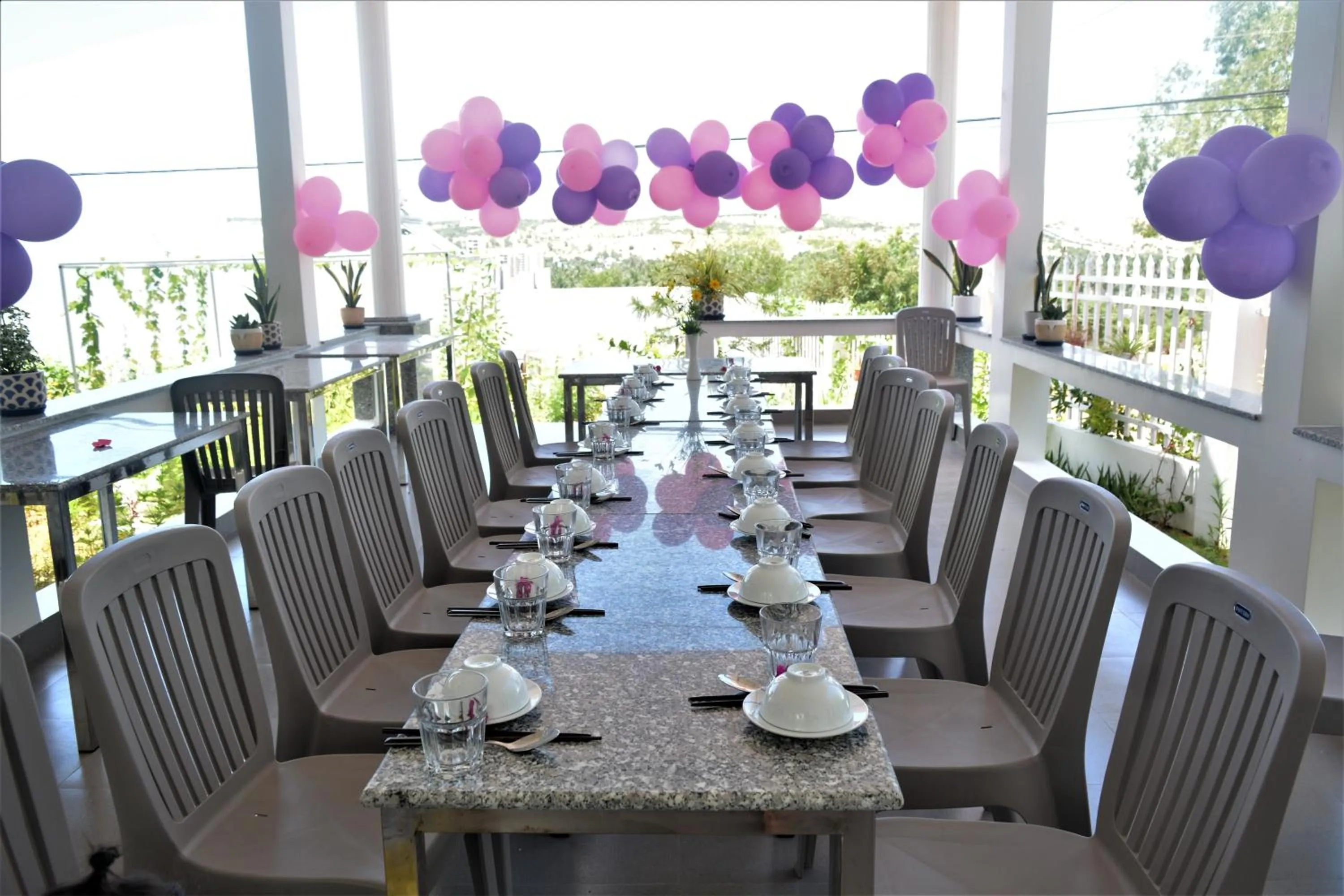 Restaurant/places to eat in Đồi Dừa Homestay