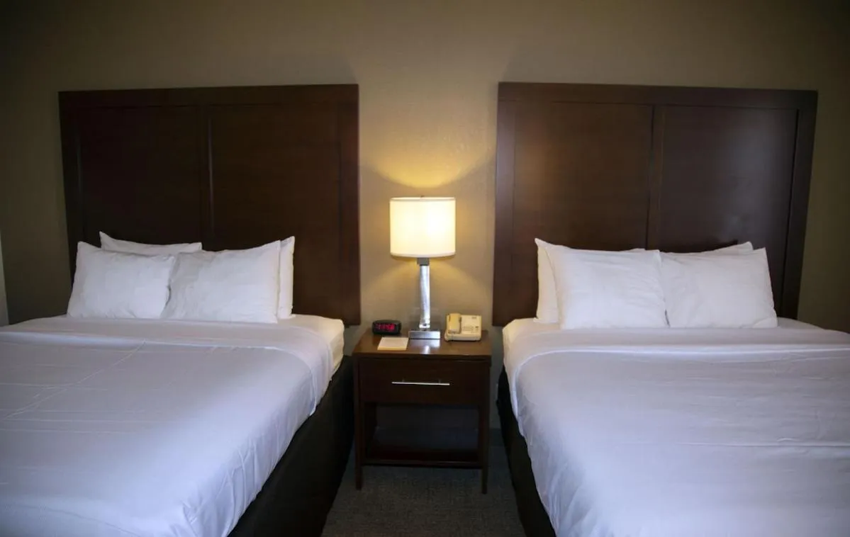 Ardmore Inn & Suites Ardmore