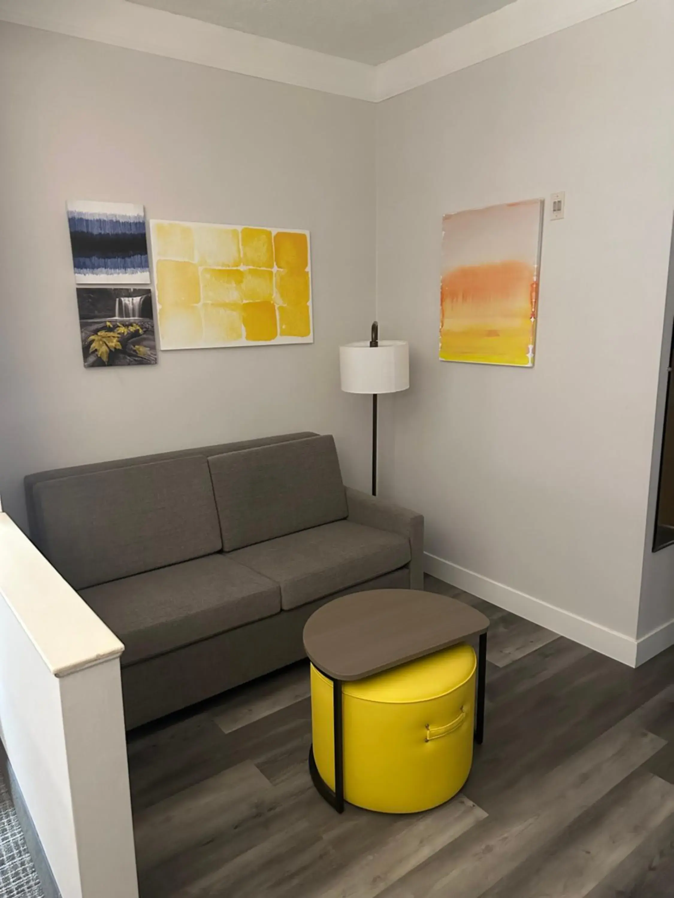 Suite with Two Queen Beds - Accessible/Non-Smoking in Comfort Suites Clackamas Suite with Two Queen Beds - Accessible/Non-Smoking in Comfort Suites Clackamas