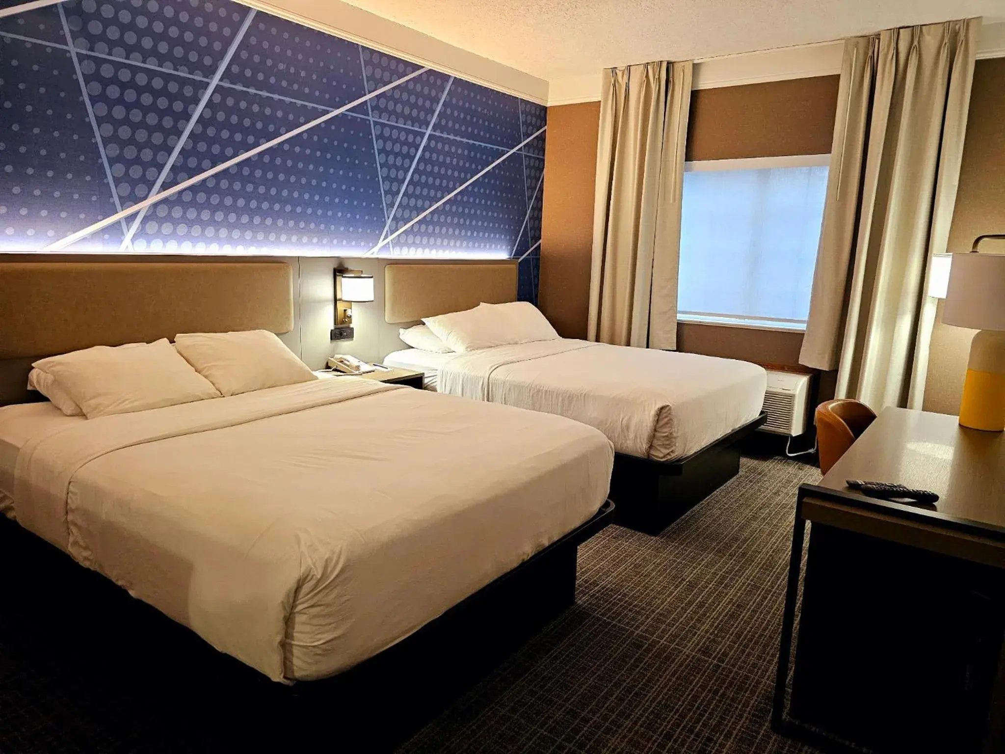 Queen Suite with Two Queen Beds - Non-Smoking in Comfort Suites Clackamas Queen Suite with Two Queen Beds - Non-Smoking in Comfort Suites Clackamas