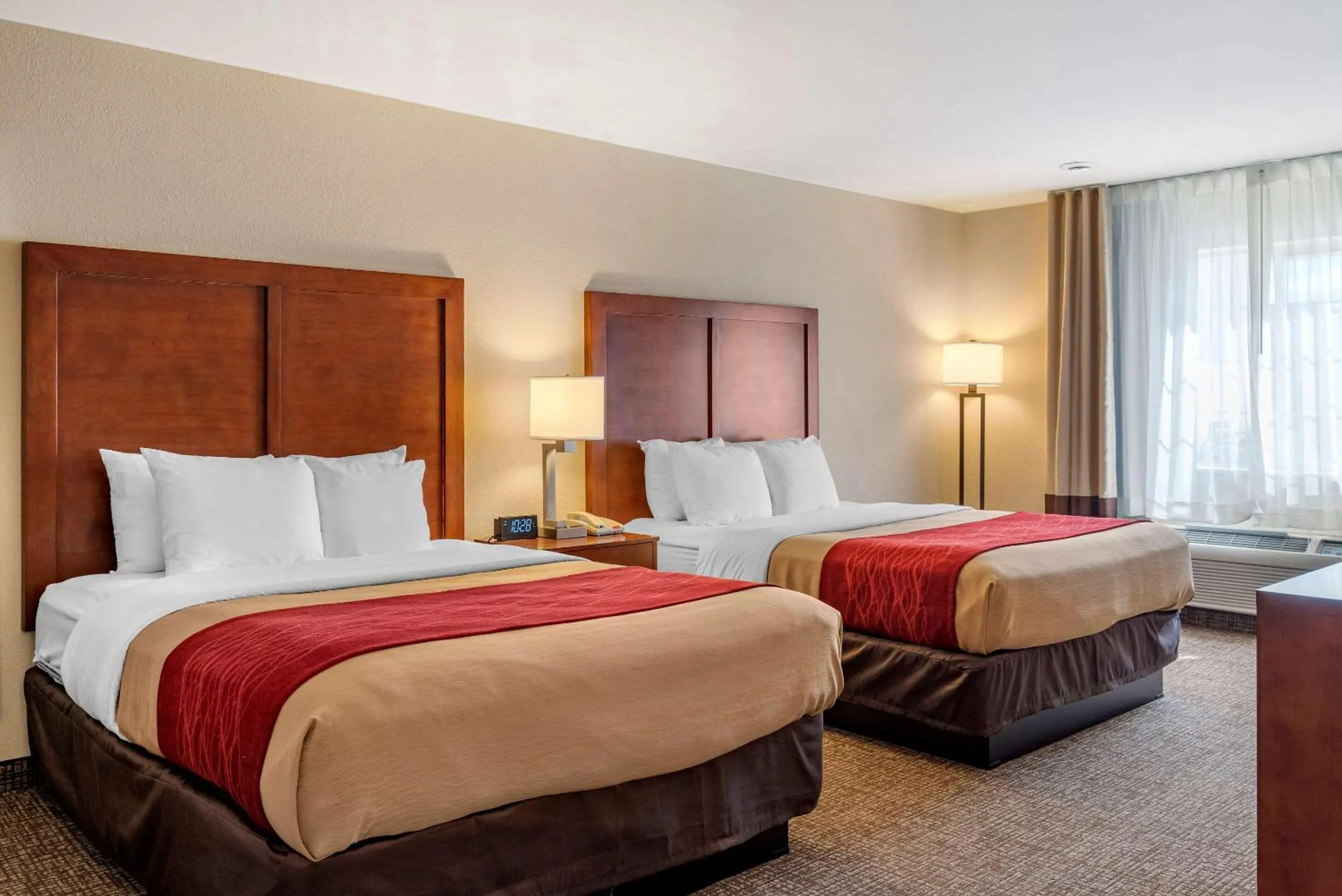 Photo of the whole room in Comfort Inn & Suites Klamath Falls