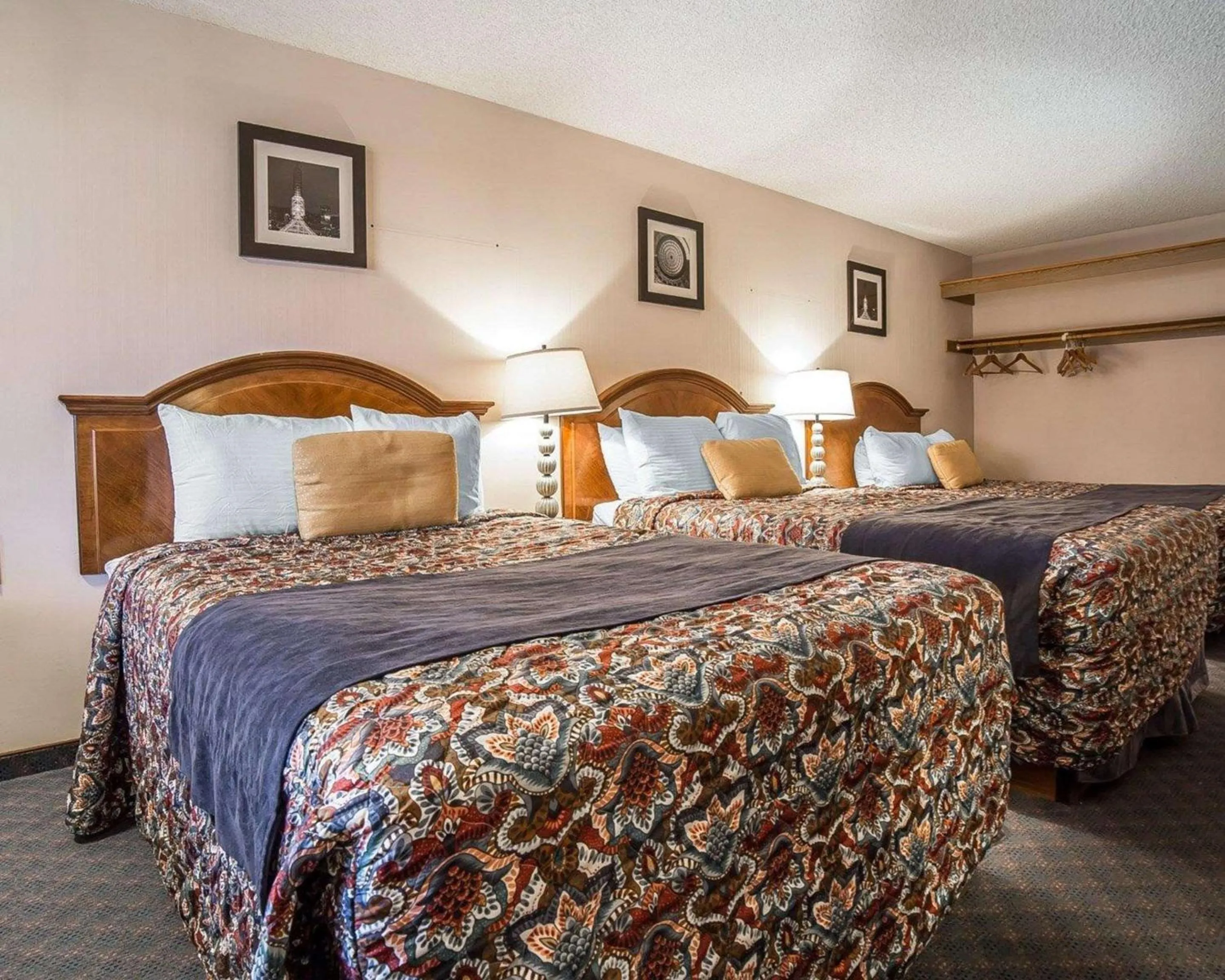 Photo of the whole room, Bed in Rodeway Inn Baker City