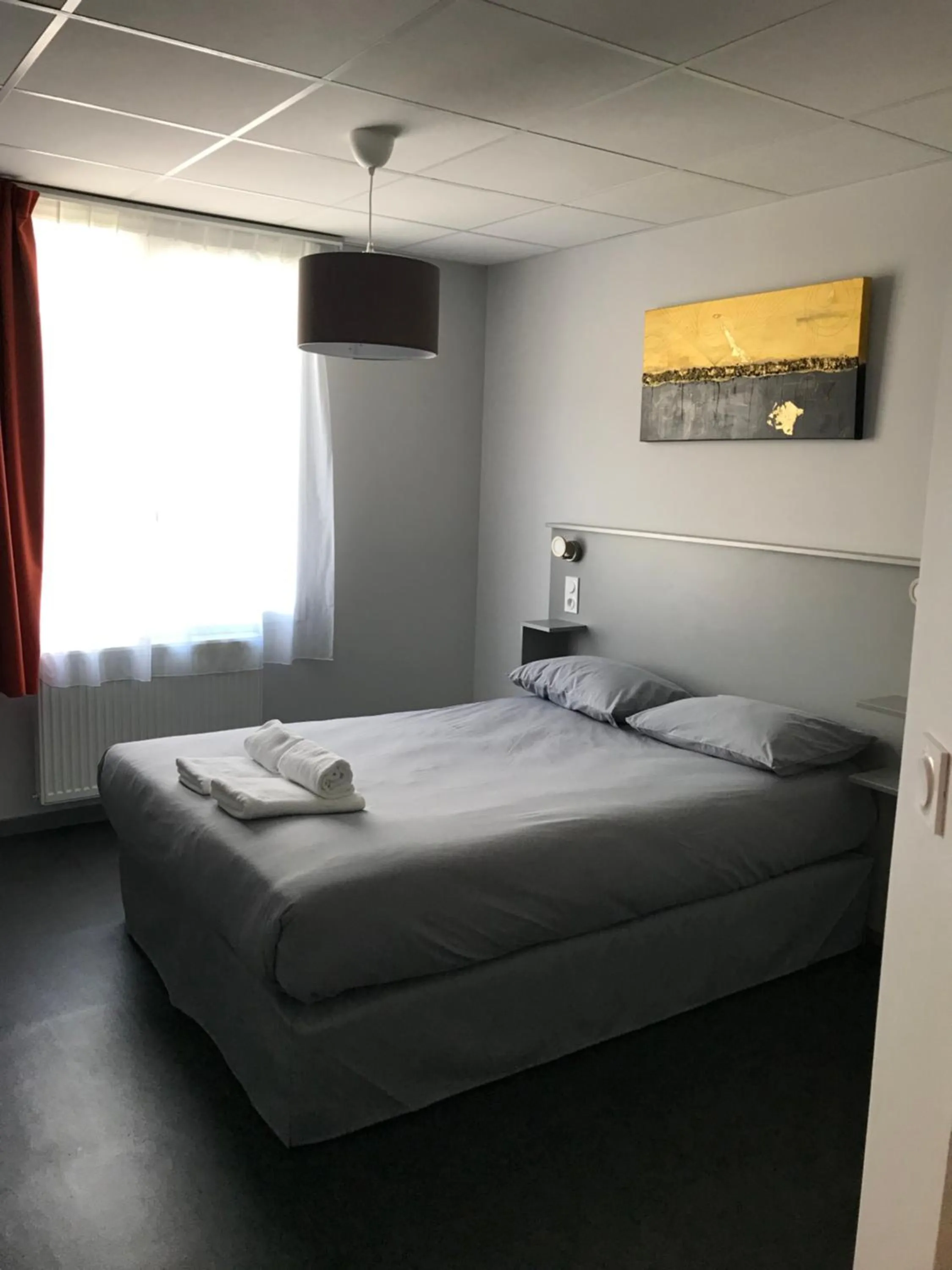 Photo of the whole room, Bed in Smart Living