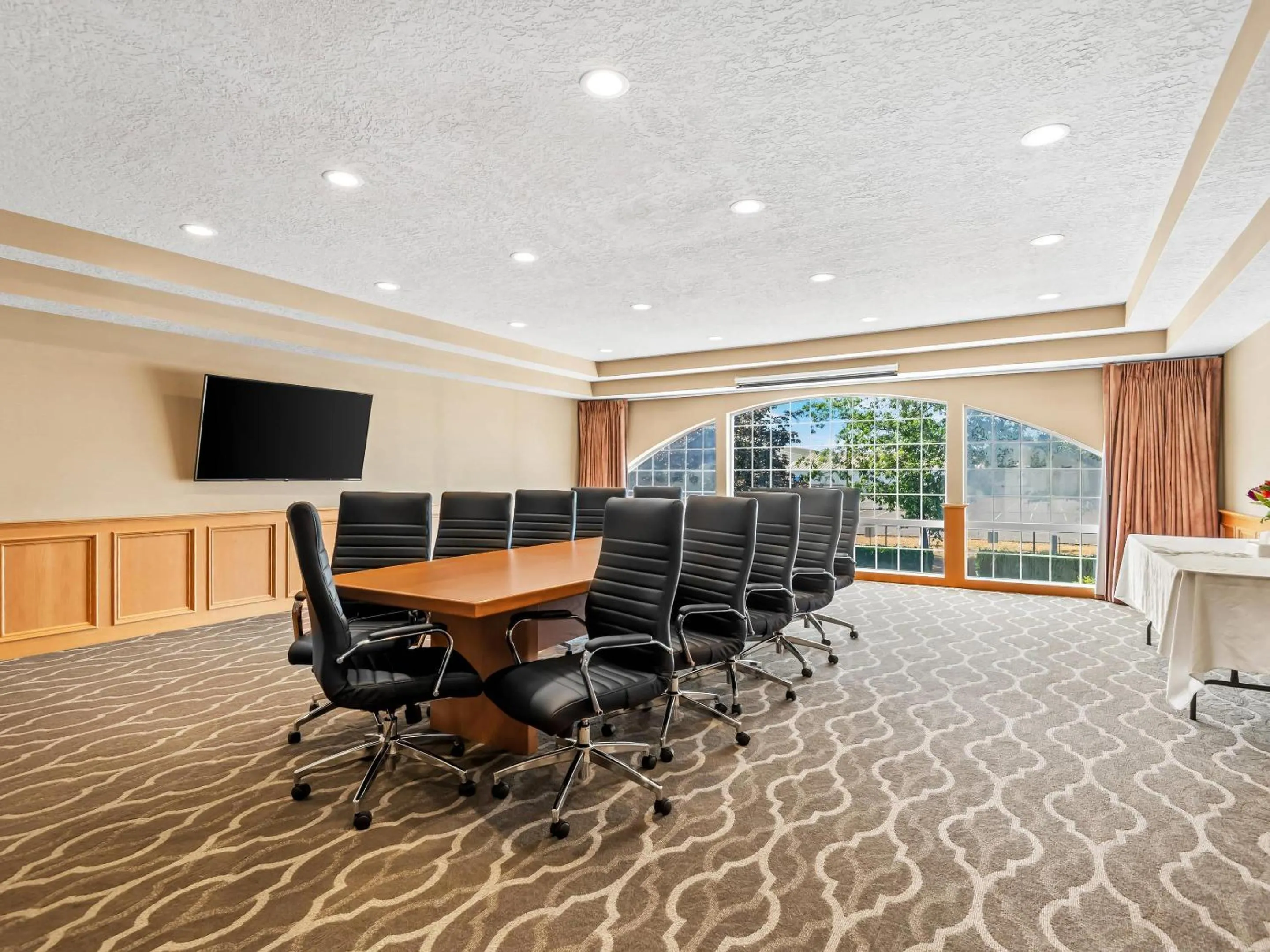 Meeting/conference room in Comfort Suites Linn County Fairground and Expo