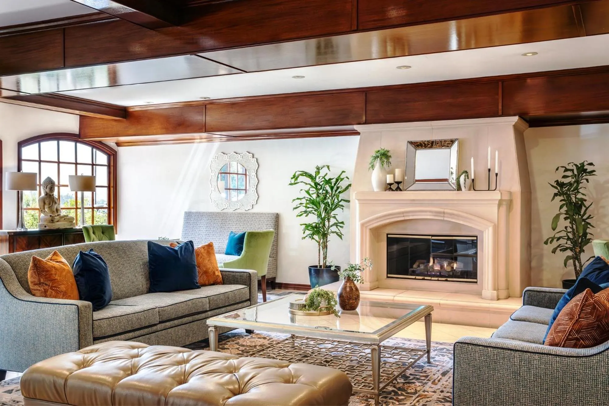 Lobby or reception in Ayres Suites Diamond Bar