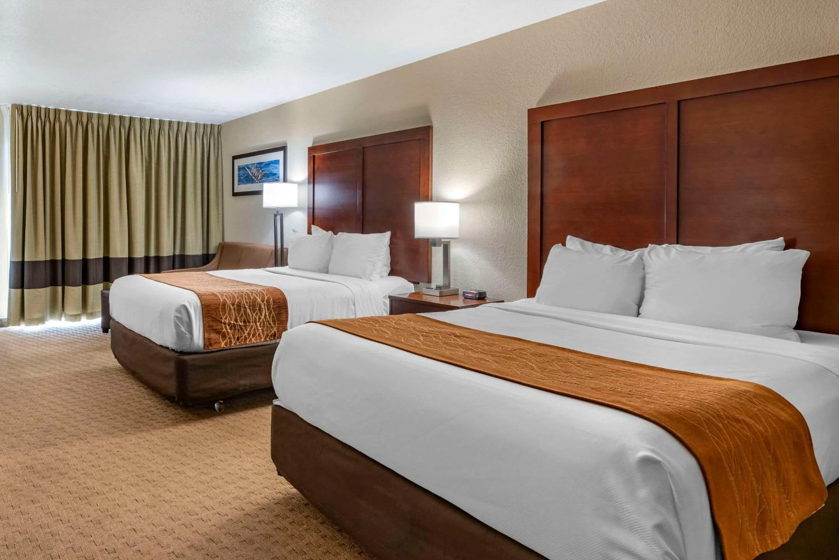 Bedroom, Bed in Comfort Inn & Suites Lincoln City