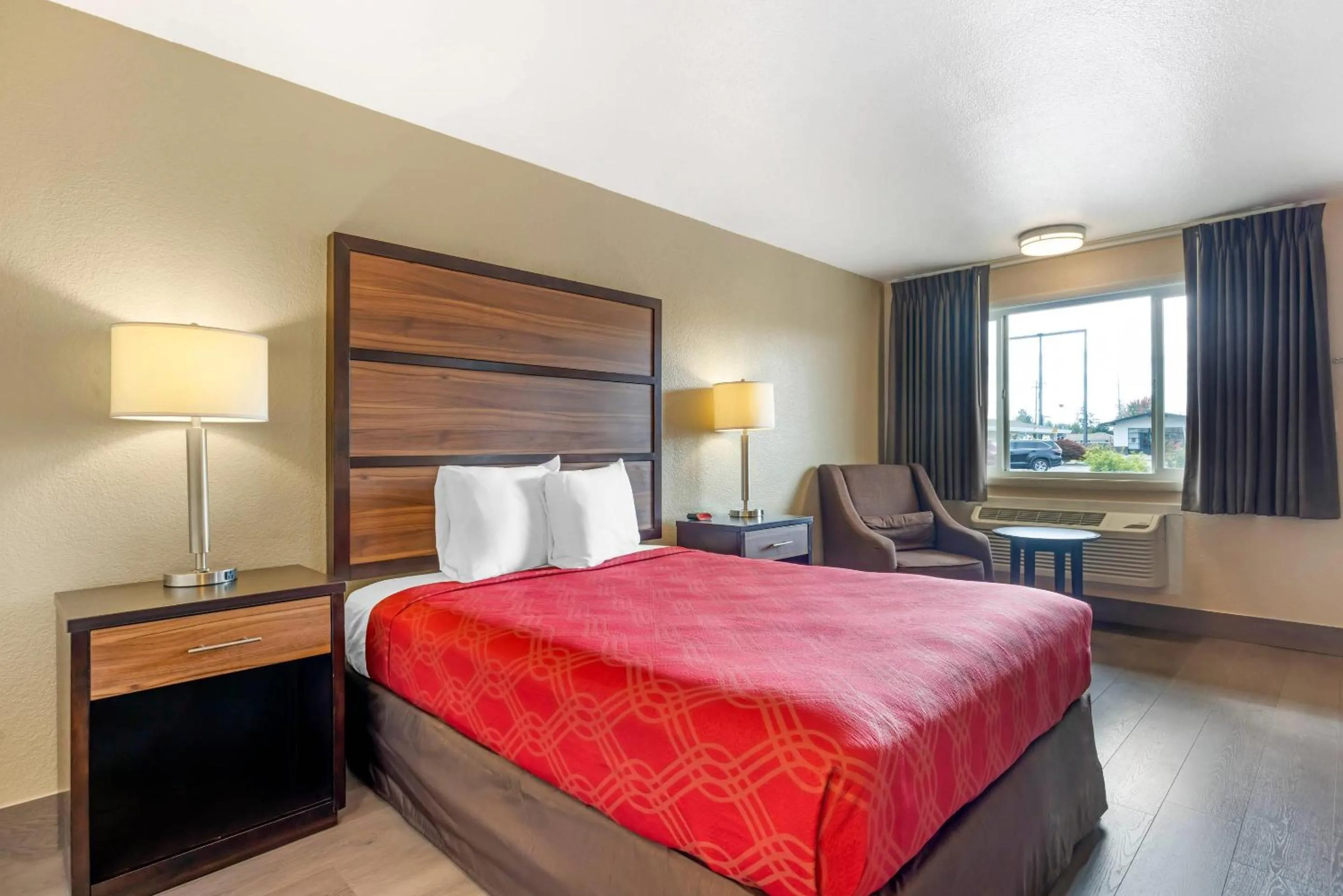 Bedroom, Bed in Rodeway Inn Albany