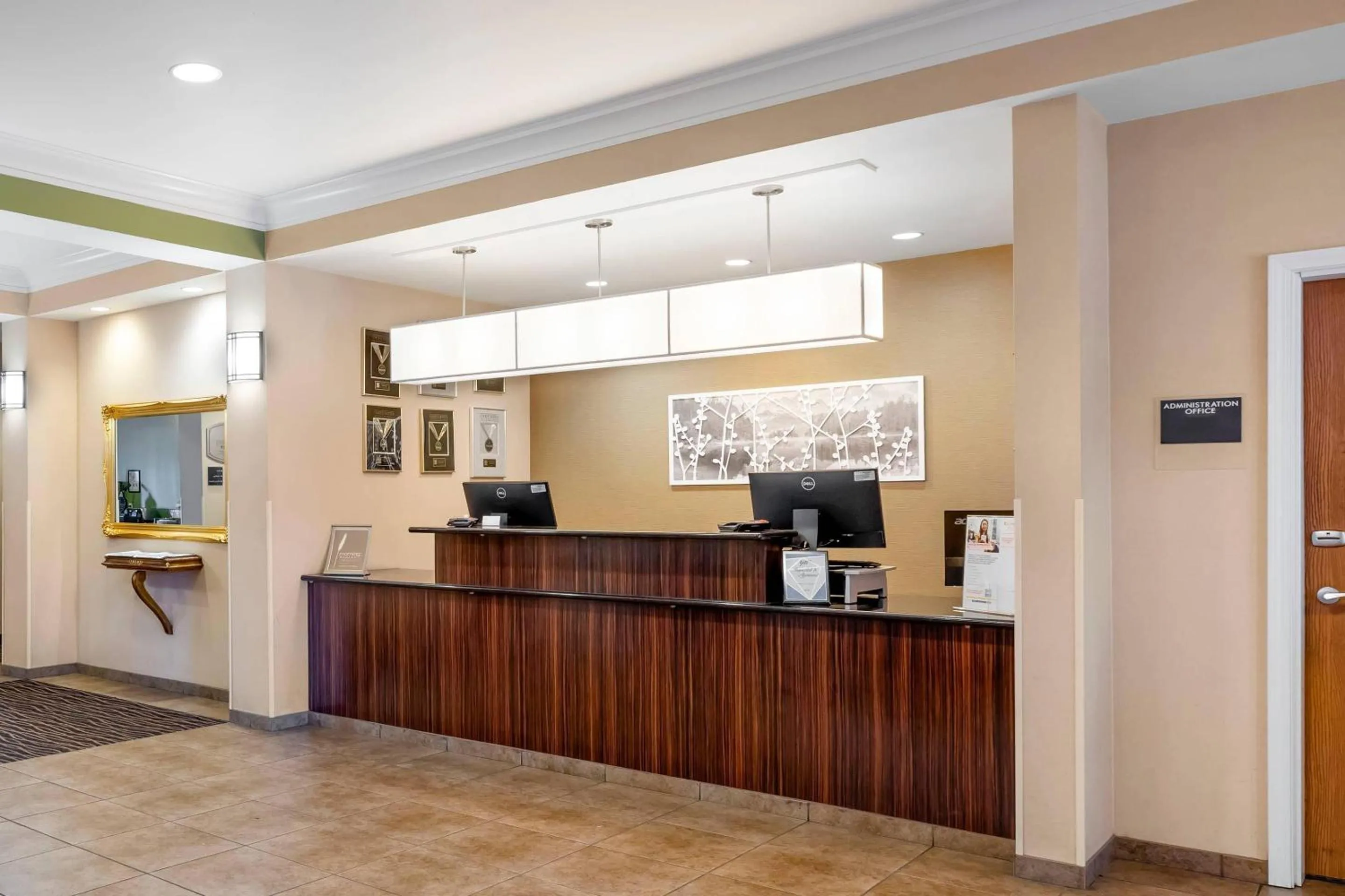 Lobby or reception in Sleep Inn & Suites Redmond