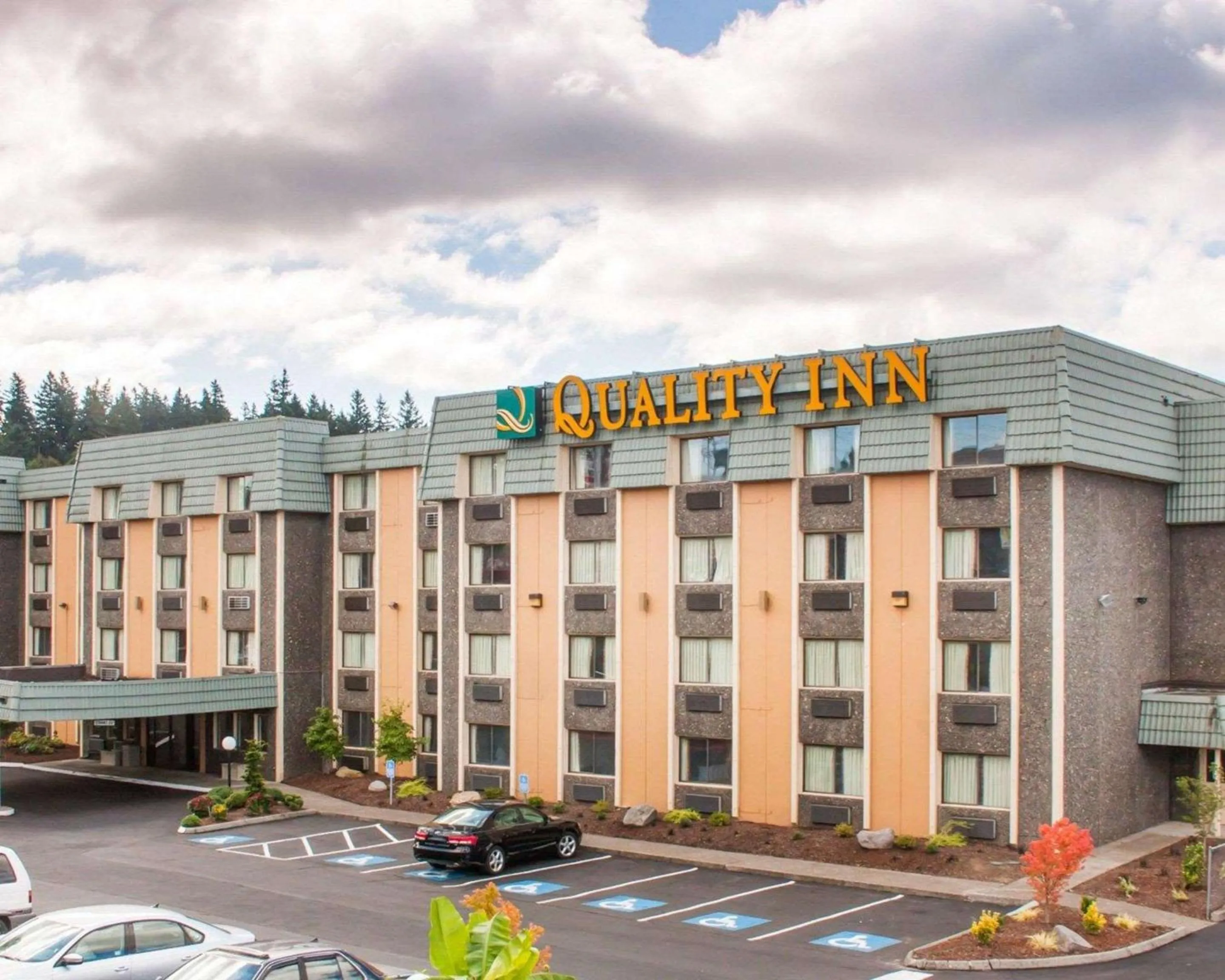 Property Building in Quality Inn Tigard Portland Southwest