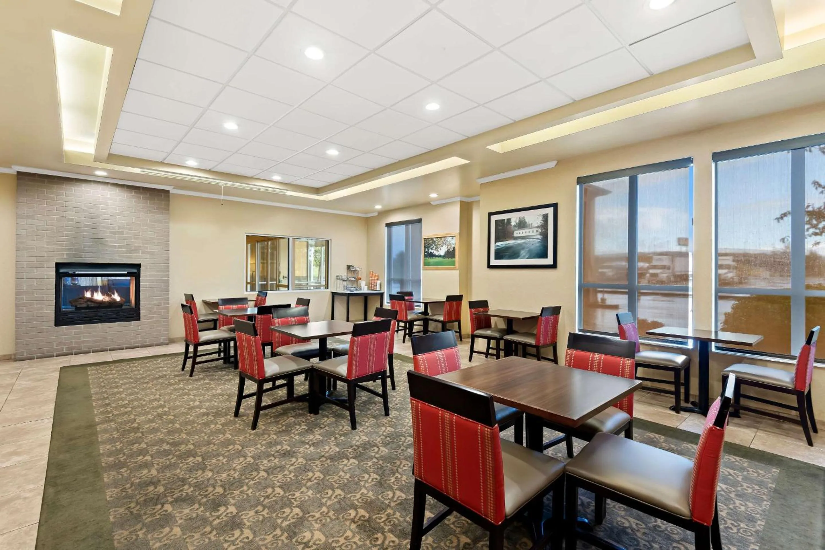 Breakfast in Comfort Inn & Suites Creswell