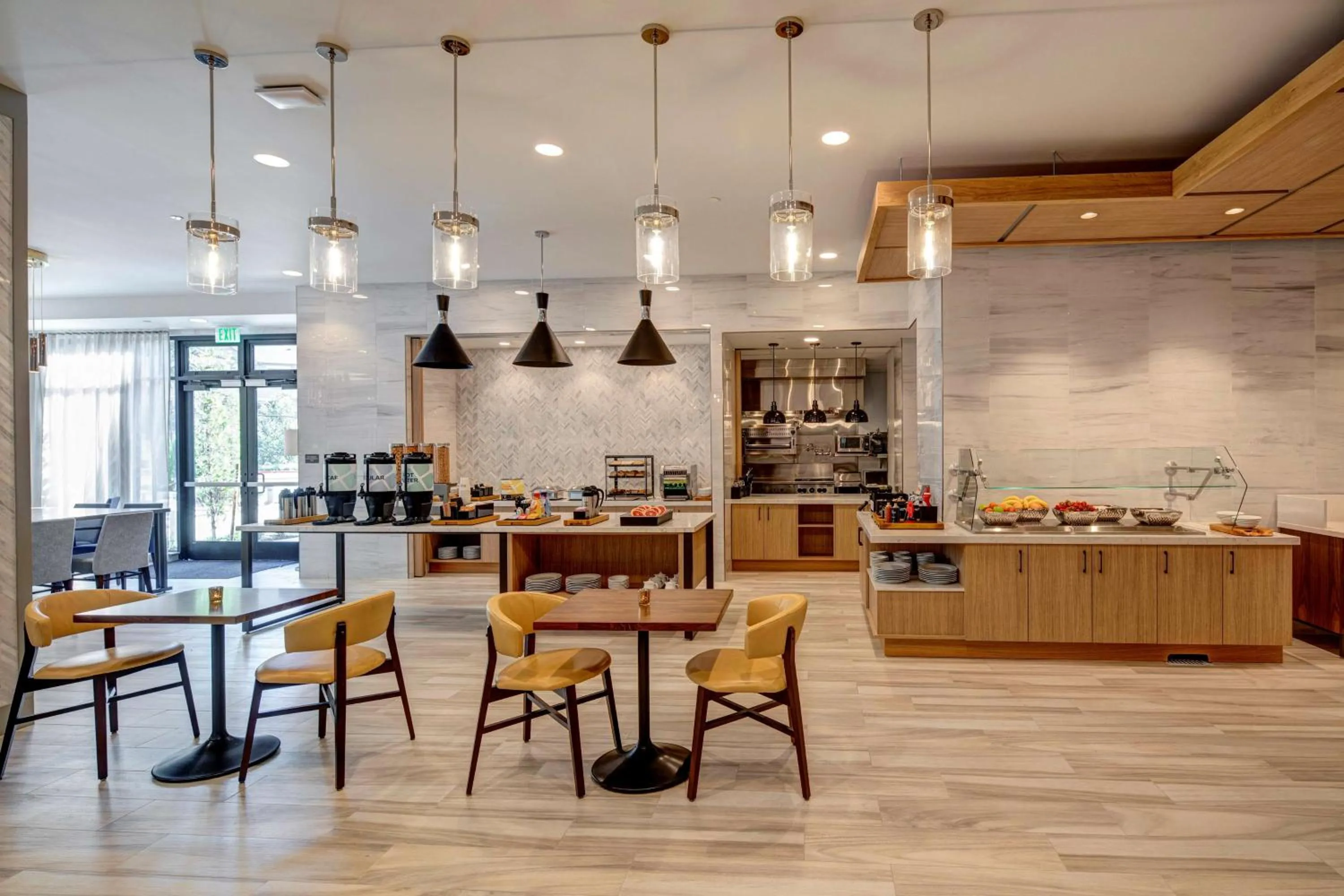 Breakfast in Hilton Garden Inn Wilsonville Portland