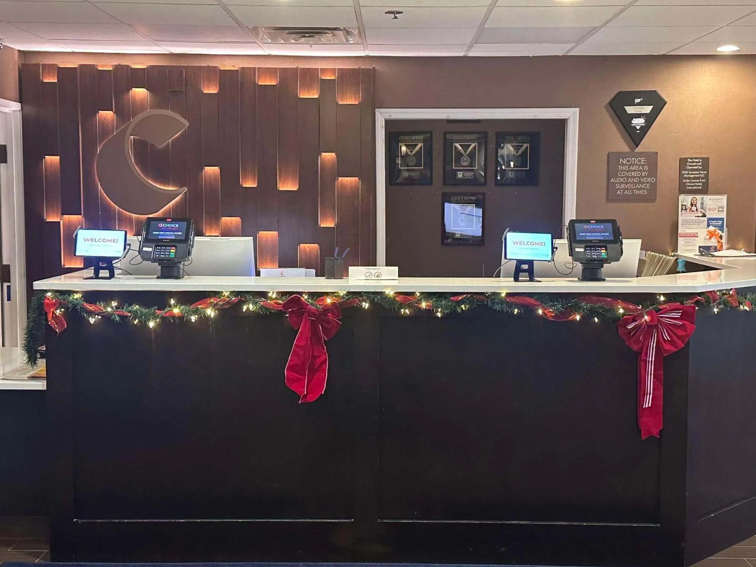 Lobby or reception in Comfort Suites Scranton near Montage Mountain