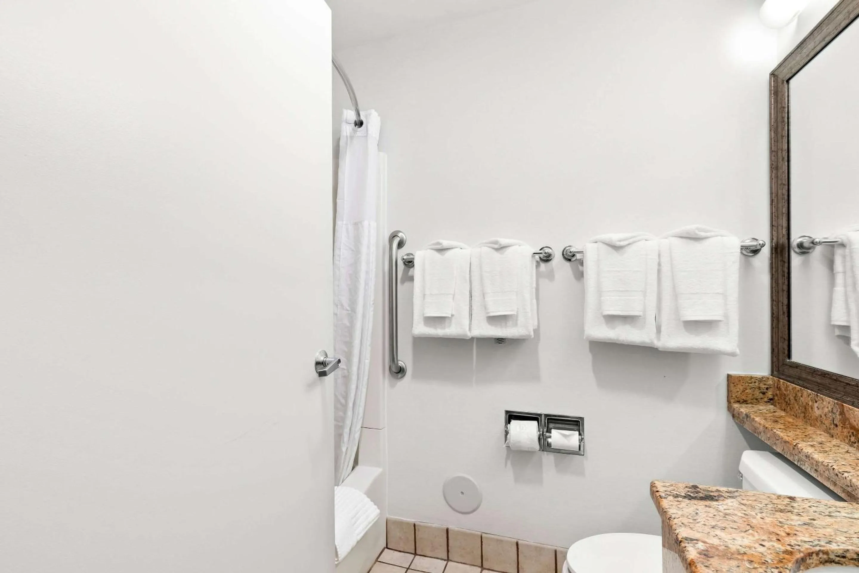 Bathroom in Comfort Inn Pocono Lakes Region