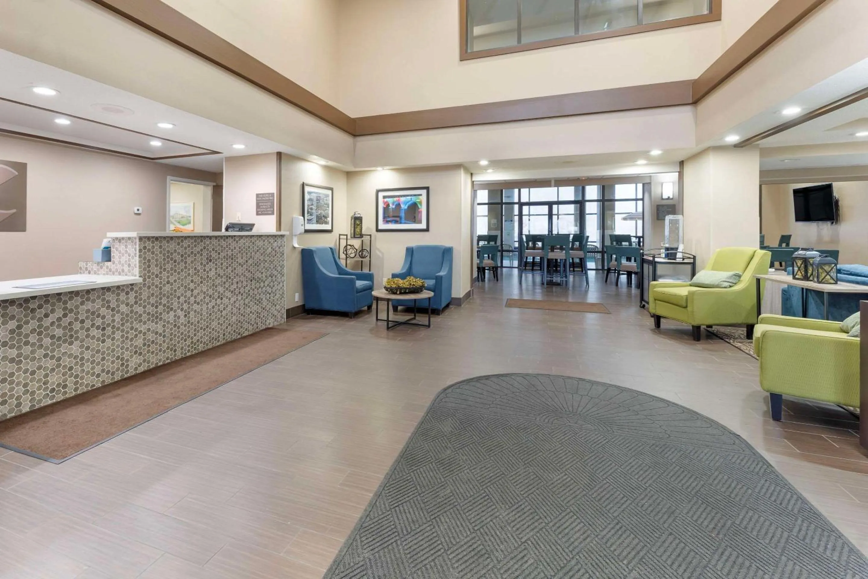 Lobby or reception in Comfort Inn & Suites Johnstown - Richland Town Center