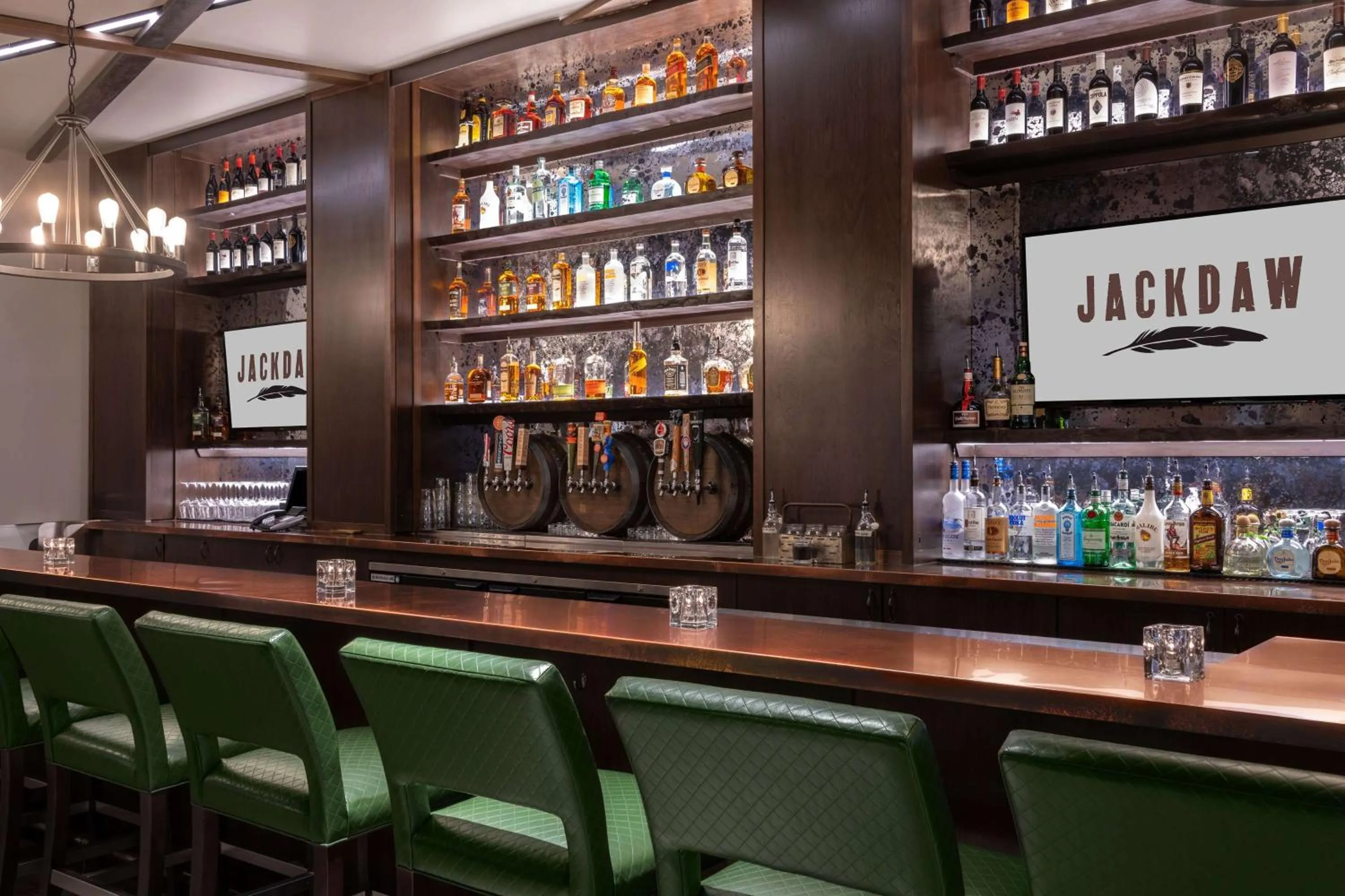 Lounge or bar in DoubleTree by Hilton Hotel Denver - Aurora