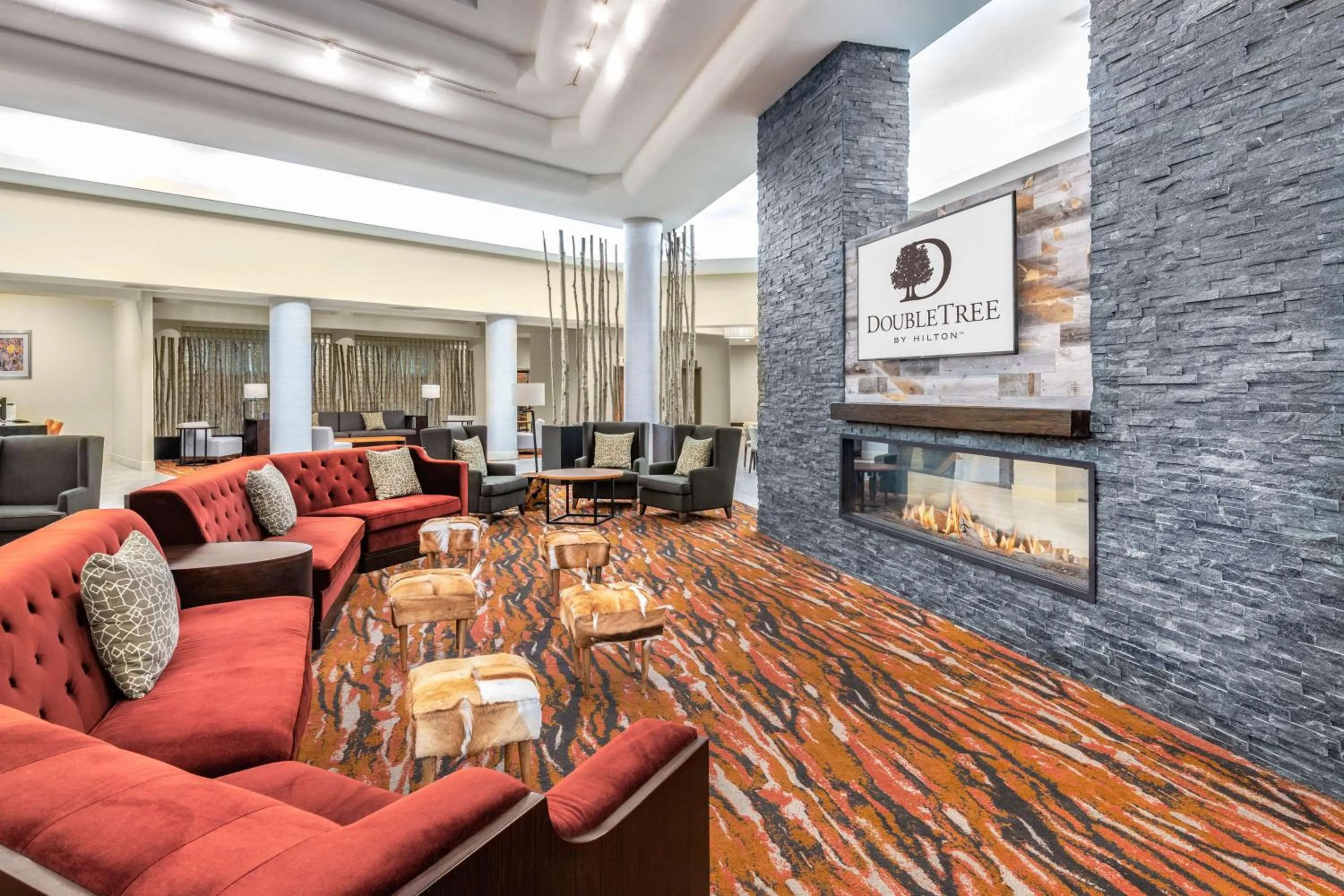 Lobby or reception in DoubleTree by Hilton Hotel Denver - Aurora
