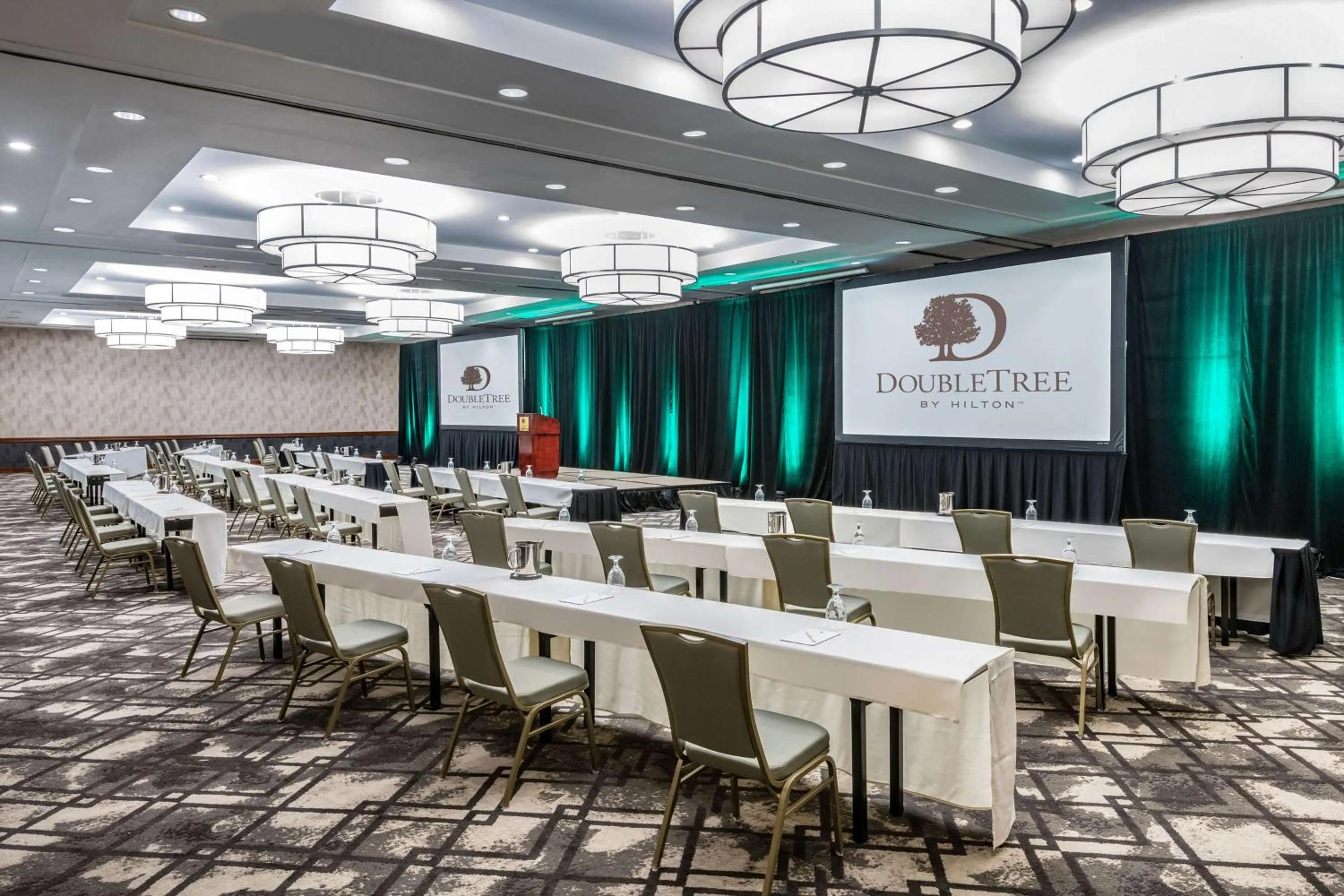 Meeting/conference room in DoubleTree by Hilton Hotel Denver - Aurora