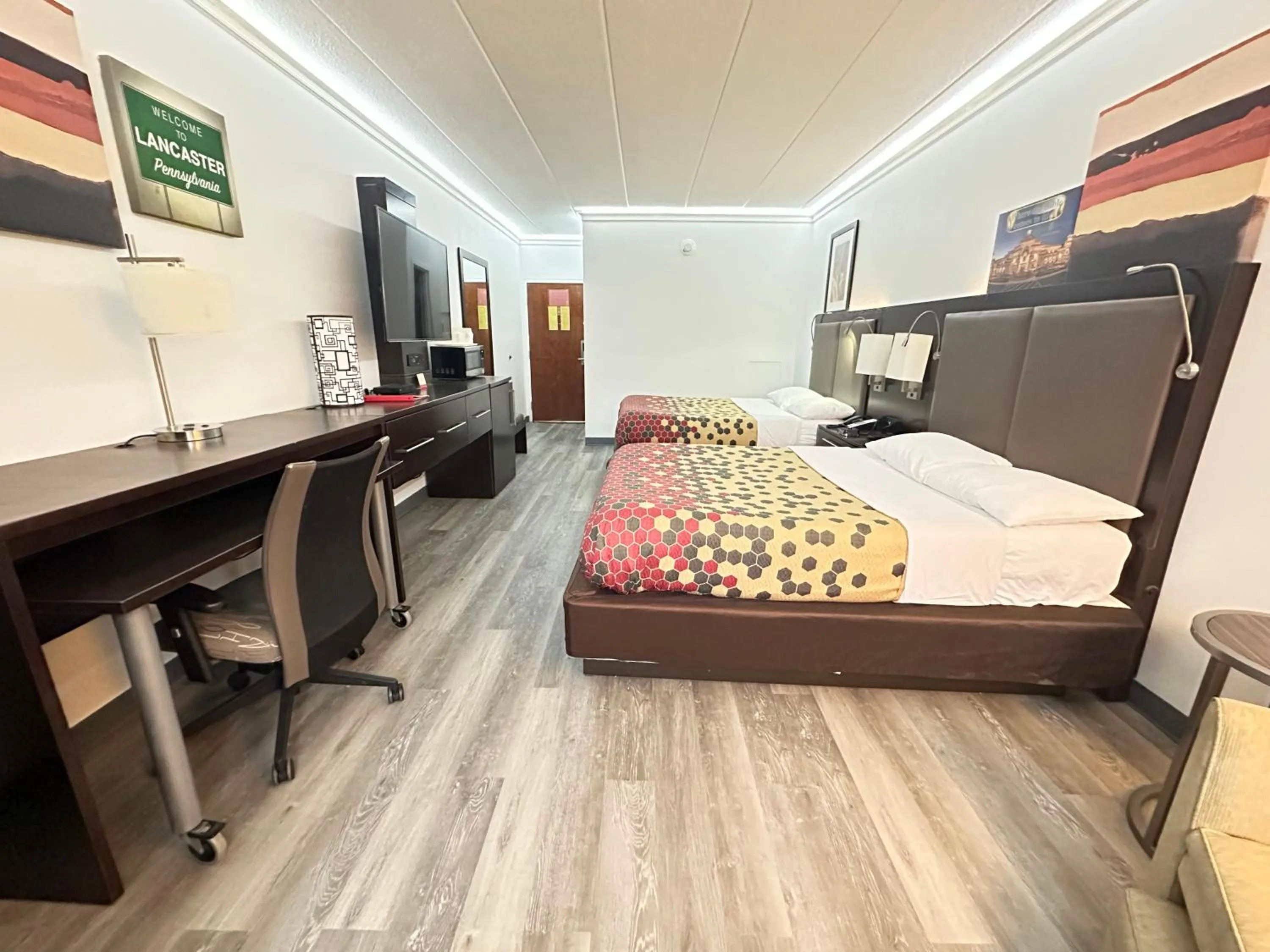 Bedroom, Bed in Baymont by Wyndham Lancaster PA Dutch Country