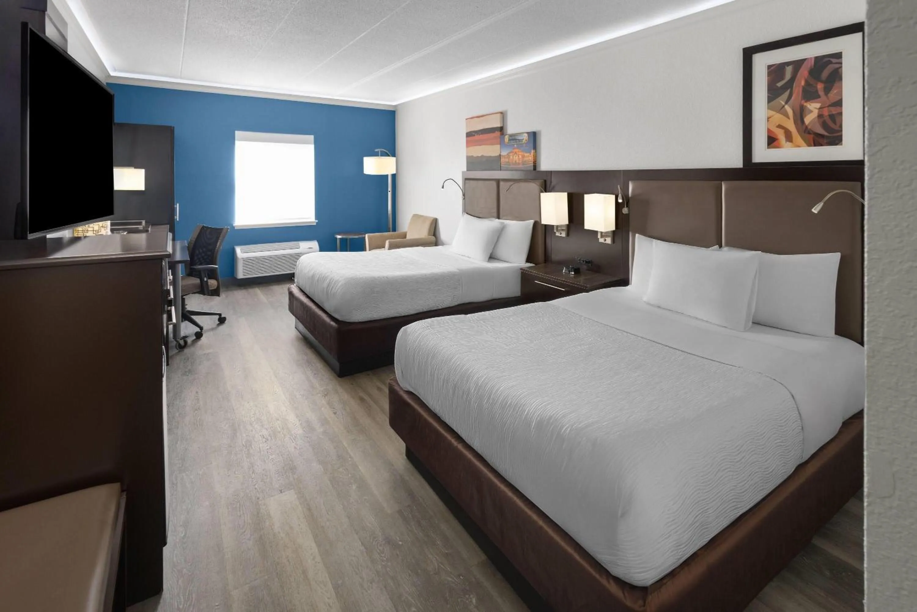 Photo of the whole room, Bed in Baymont by Wyndham Lancaster PA Dutch Country